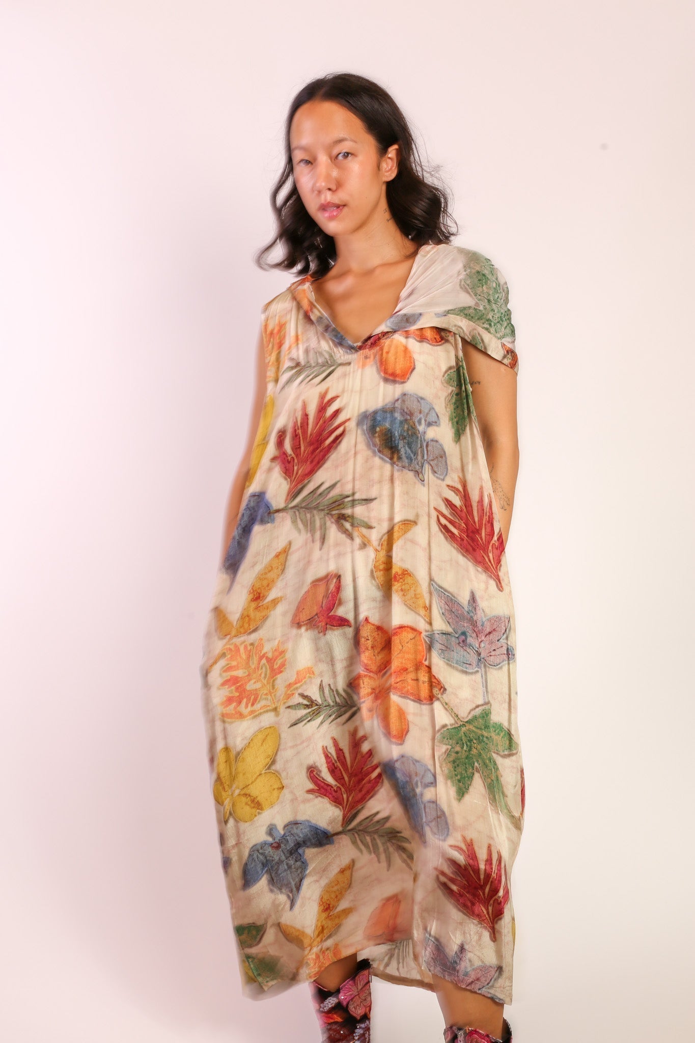 LEAVE HAND BLOCK PRINT SILK DRESS ISSI - BANGKOK TAILOR CLOTHING STORE - HANDMADE CLOTHING