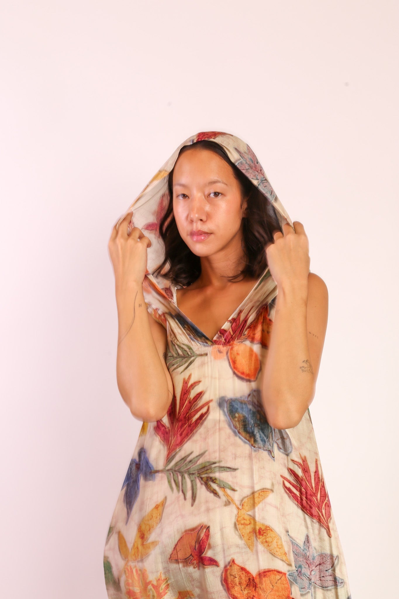 LEAVE HAND BLOCK PRINT SILK DRESS ISSI - BANGKOK TAILOR CLOTHING STORE - HANDMADE CLOTHING