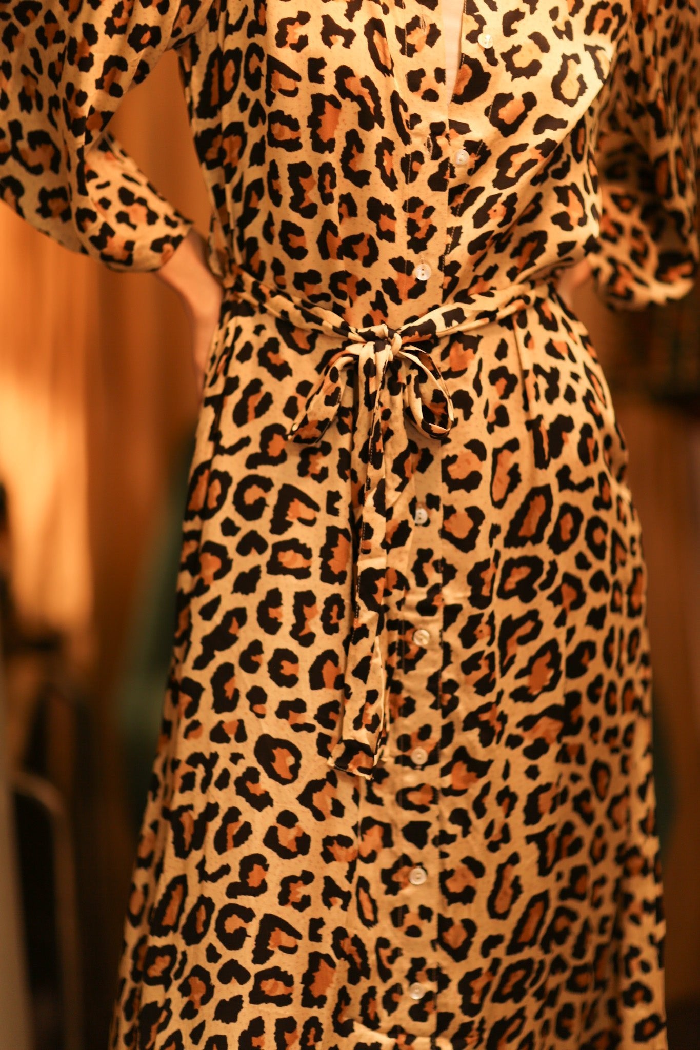 LEO PRINT BUTTON DRESS SERVGE - BANGKOK TAILOR CLOTHING STORE - HANDMADE CLOTHING