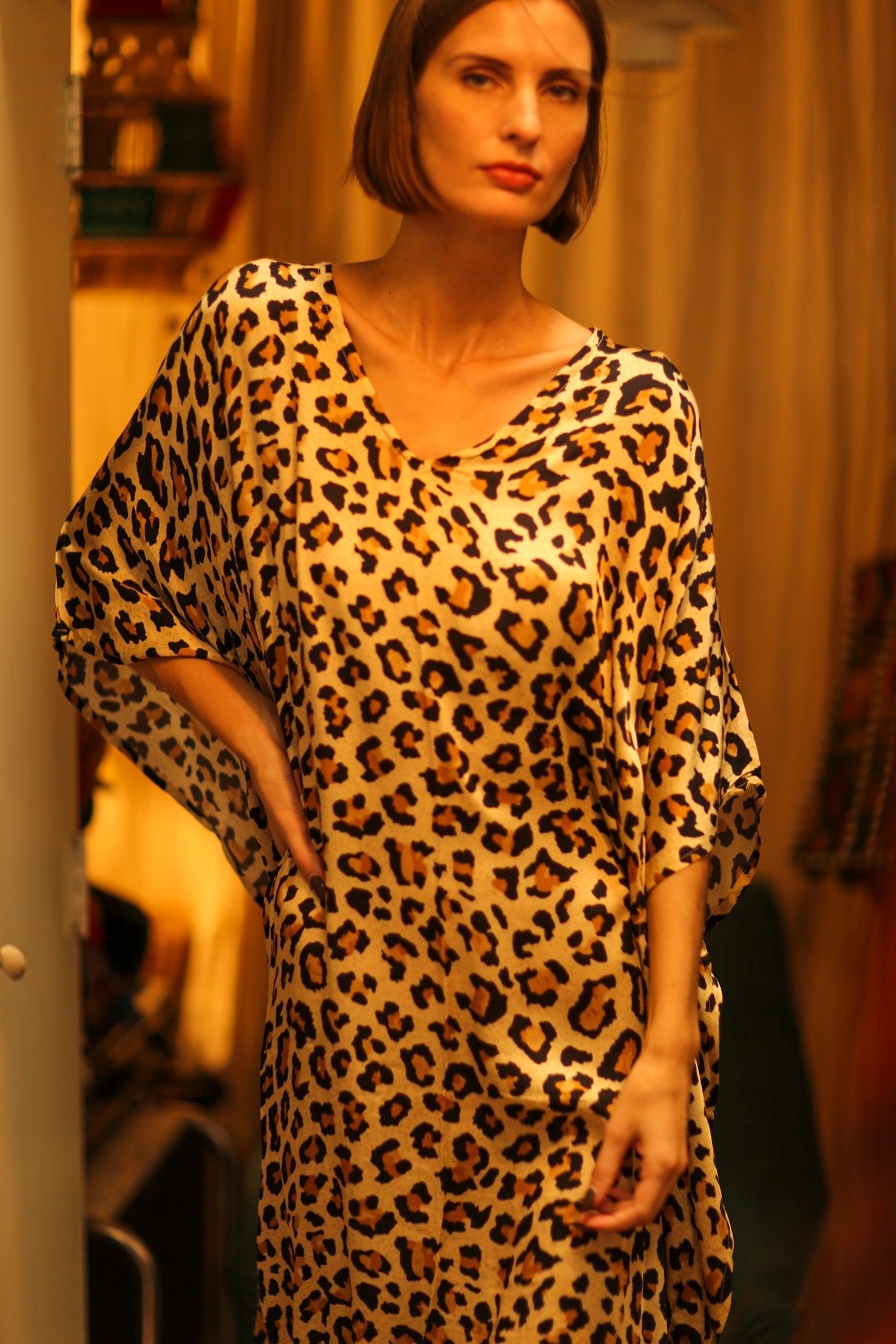 LEO PRINT KAFTAN FRANKA - BANGKOK TAILOR CLOTHING STORE - HANDMADE CLOTHING