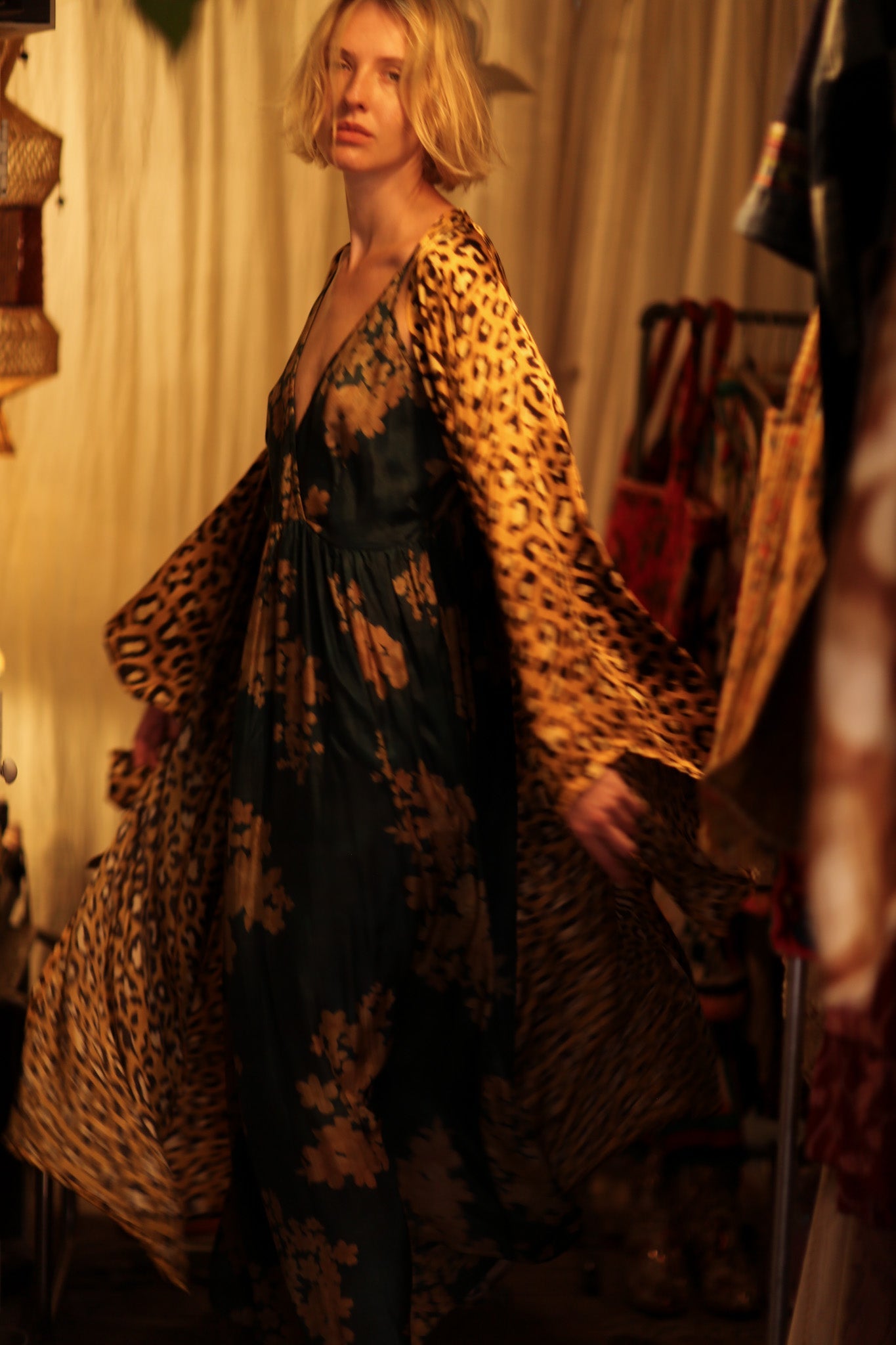 LEO PRINT XL WING KIMONO PINA - BANGKOK TAILOR CLOTHING STORE - HANDMADE CLOTHING