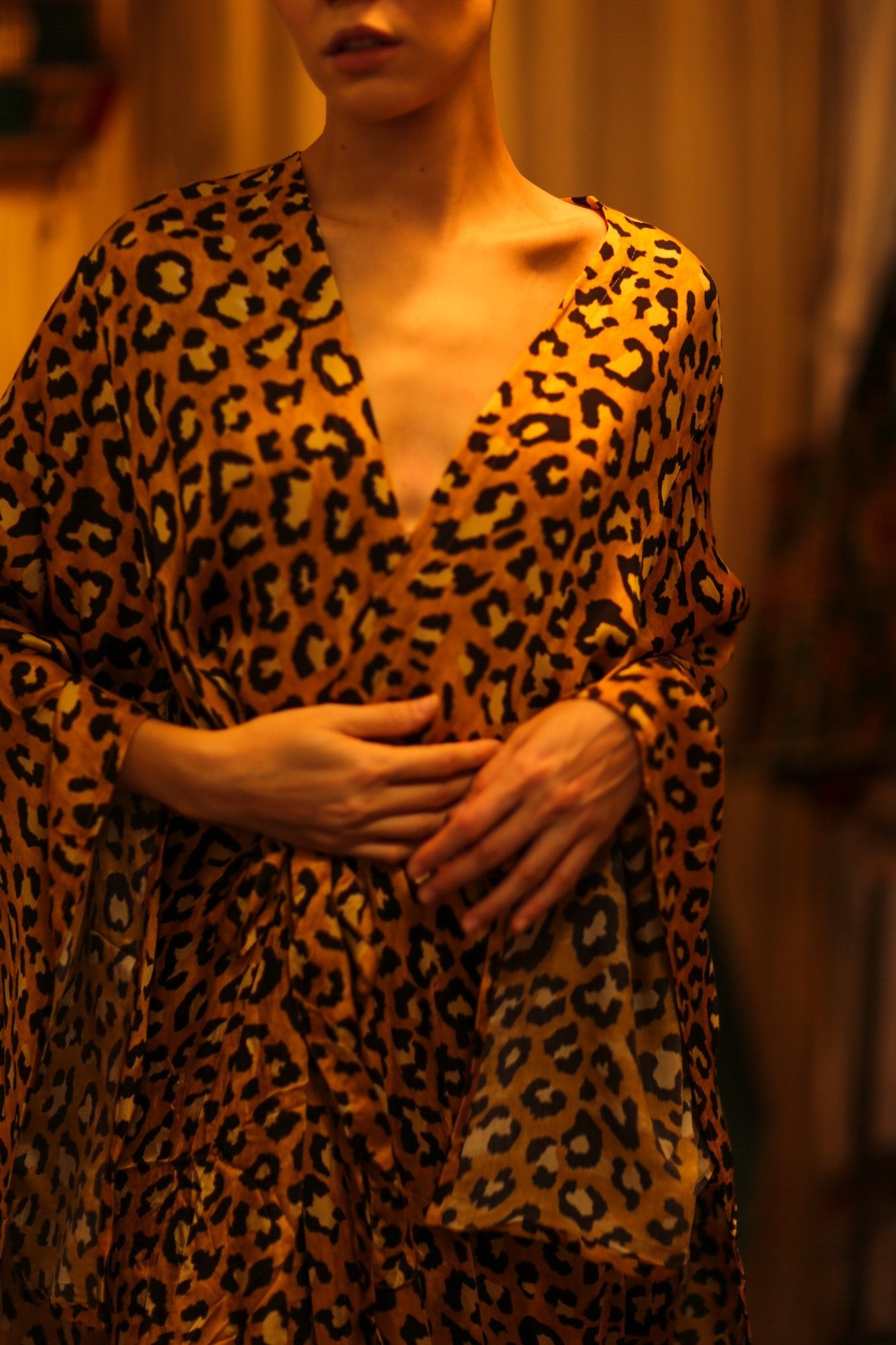 LEO PRINT XXL WING KIMONO HILA - BANGKOK TAILOR CLOTHING STORE - HANDMADE CLOTHING