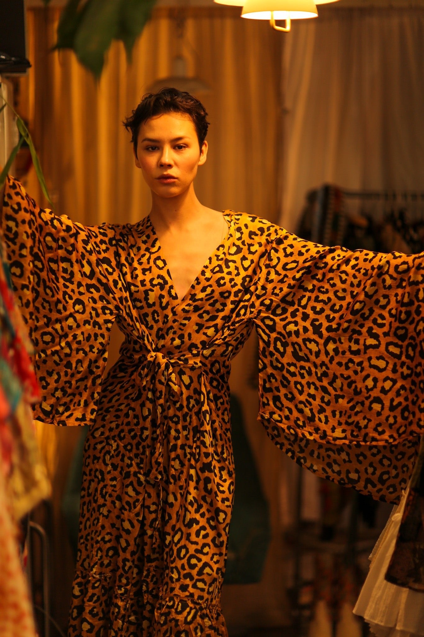 LEO PRINT XXL WING KIMONO HILA - BANGKOK TAILOR CLOTHING STORE - HANDMADE CLOTHING