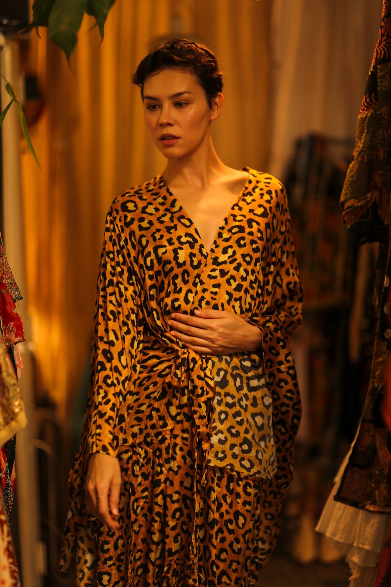 LEO PRINT XXL WING KIMONO HILA - BANGKOK TAILOR CLOTHING STORE - HANDMADE CLOTHING