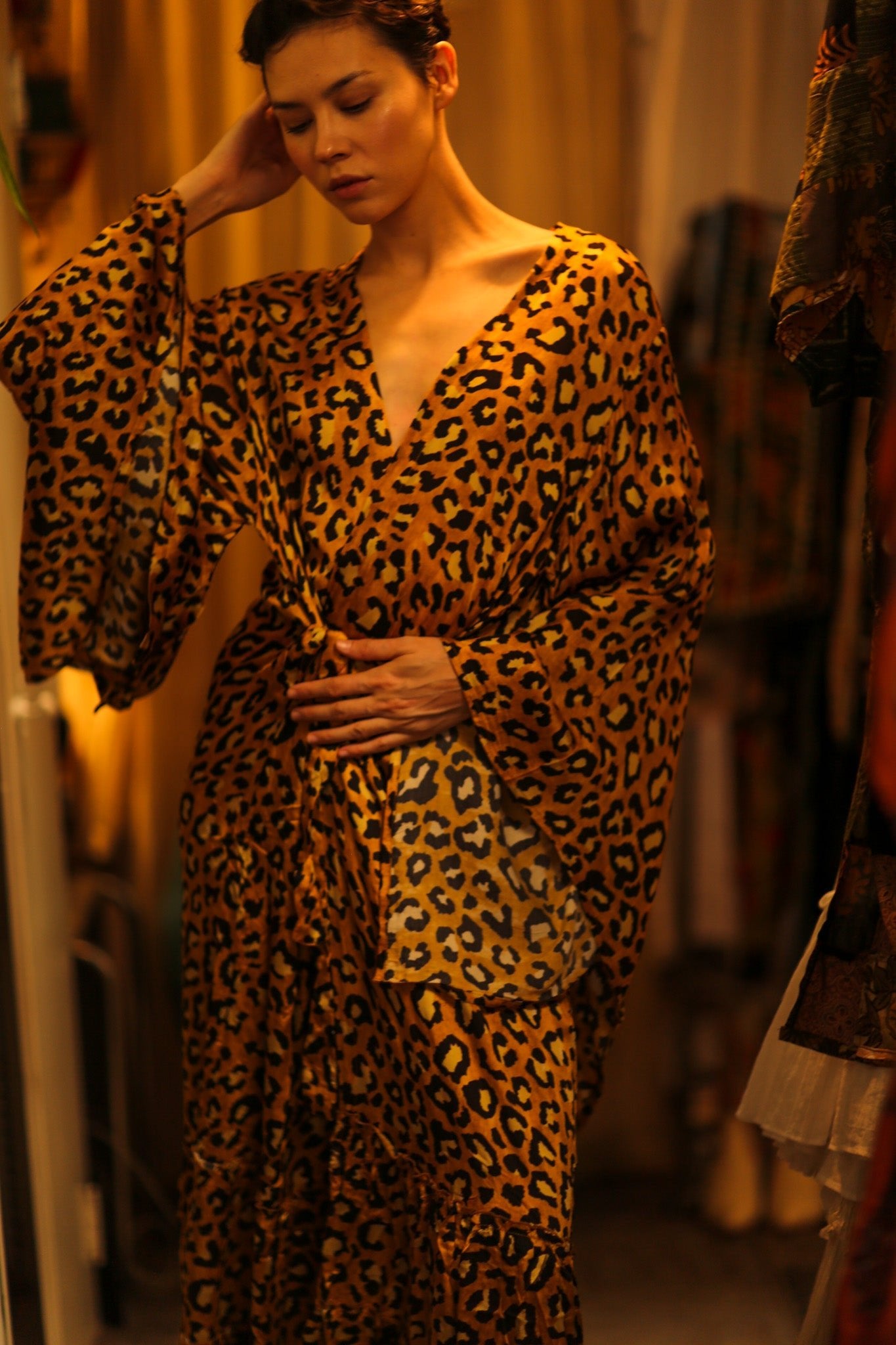 LEO PRINT XXL WING KIMONO HILA - BANGKOK TAILOR CLOTHING STORE - HANDMADE CLOTHING