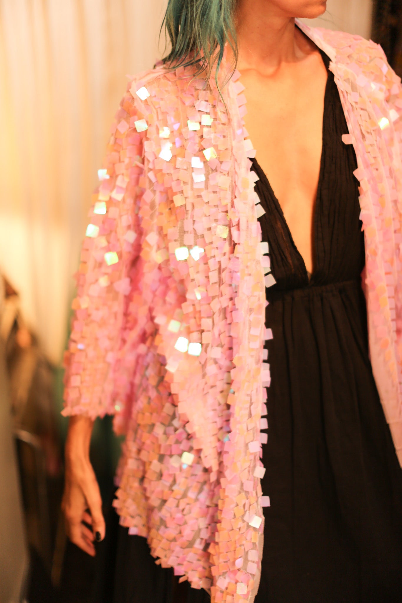 LIGHT PINK SHORT GLITTER KIMONO WITT - BANGKOK TAILOR CLOTHING STORE - HANDMADE CLOTHING