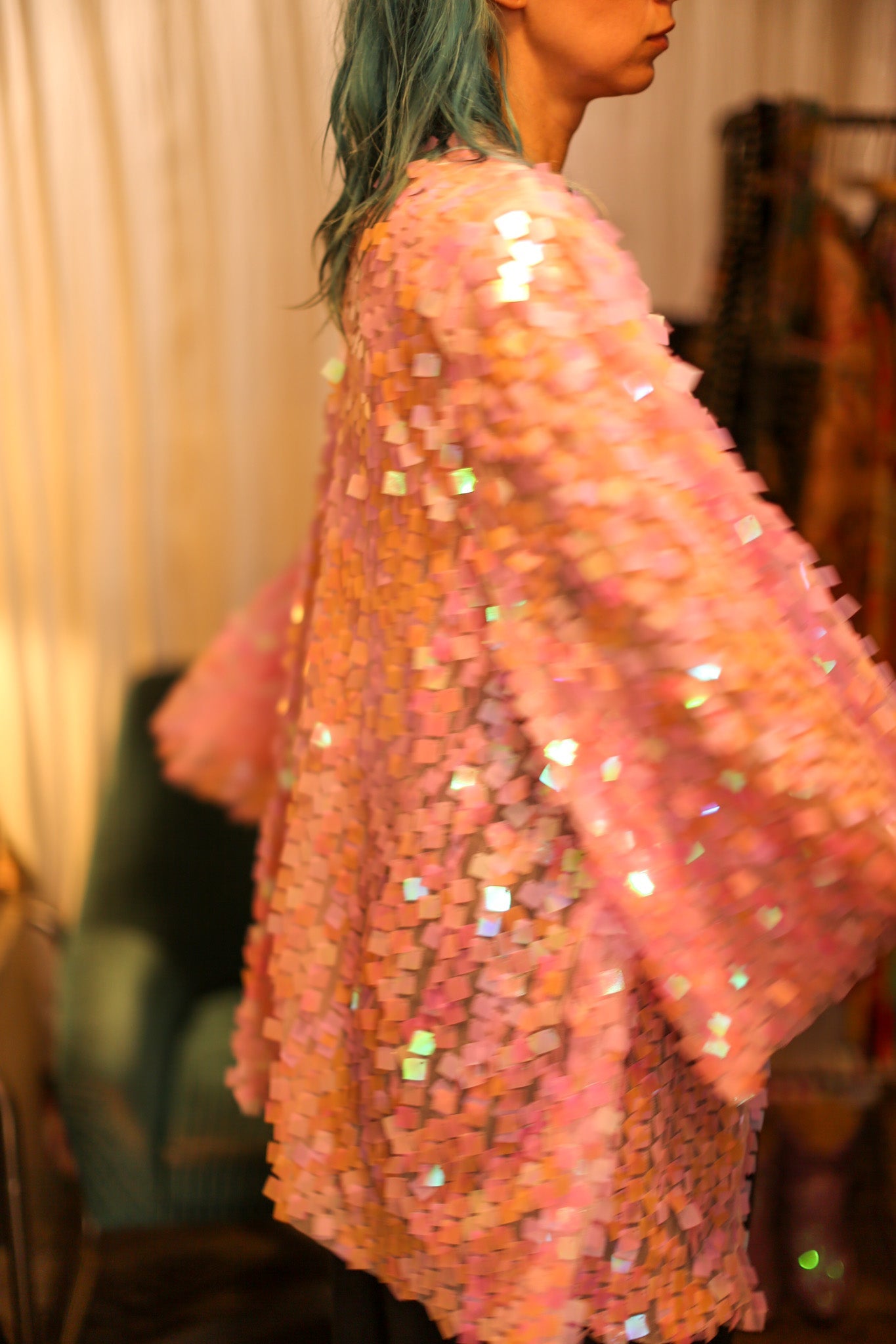 LIGHT PINK SHORT GLITTER KIMONO WITT - BANGKOK TAILOR CLOTHING STORE - HANDMADE CLOTHING
