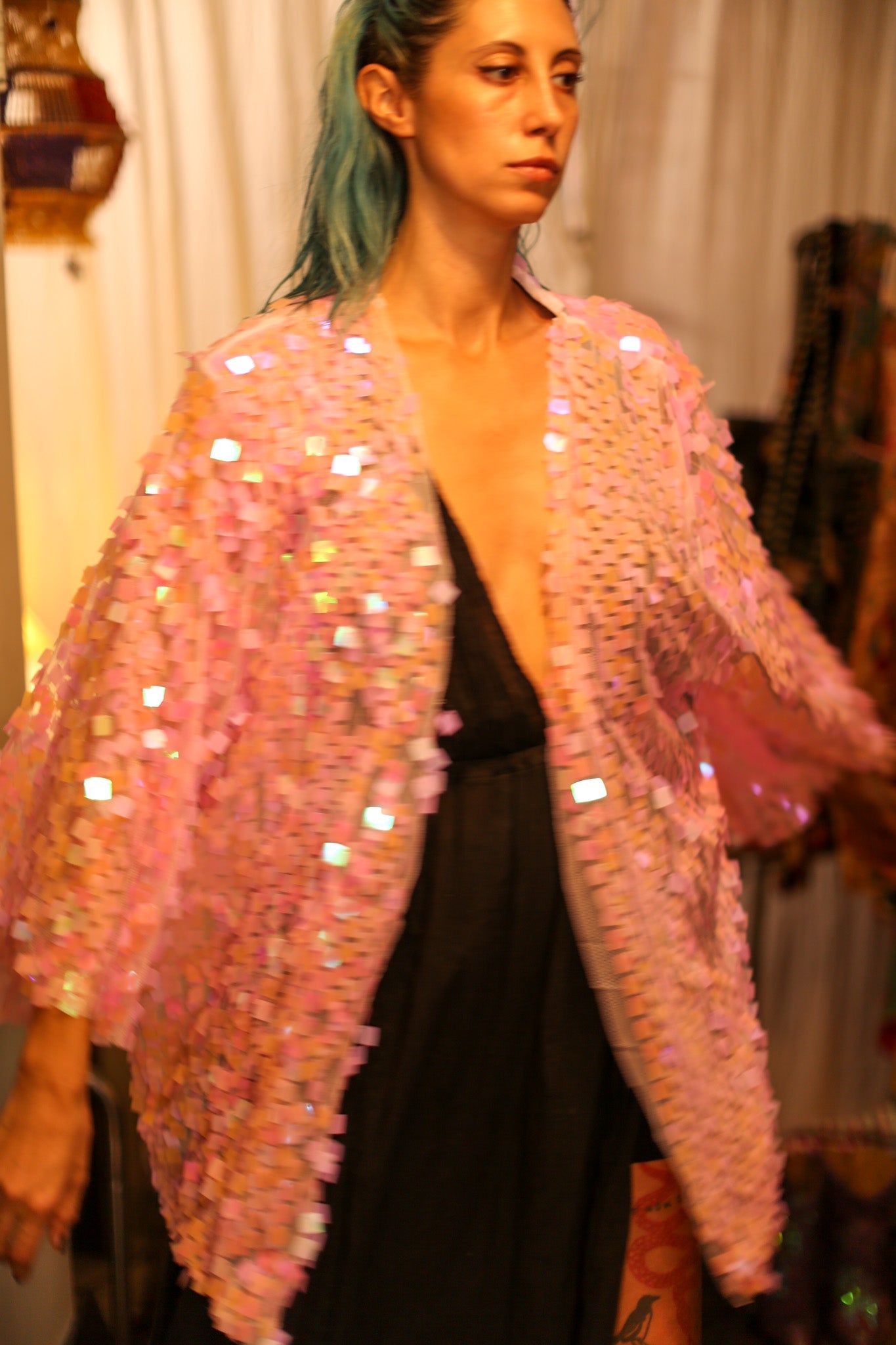 LIGHT PINK SHORT GLITTER KIMONO WITT - BANGKOK TAILOR CLOTHING STORE - HANDMADE CLOTHING