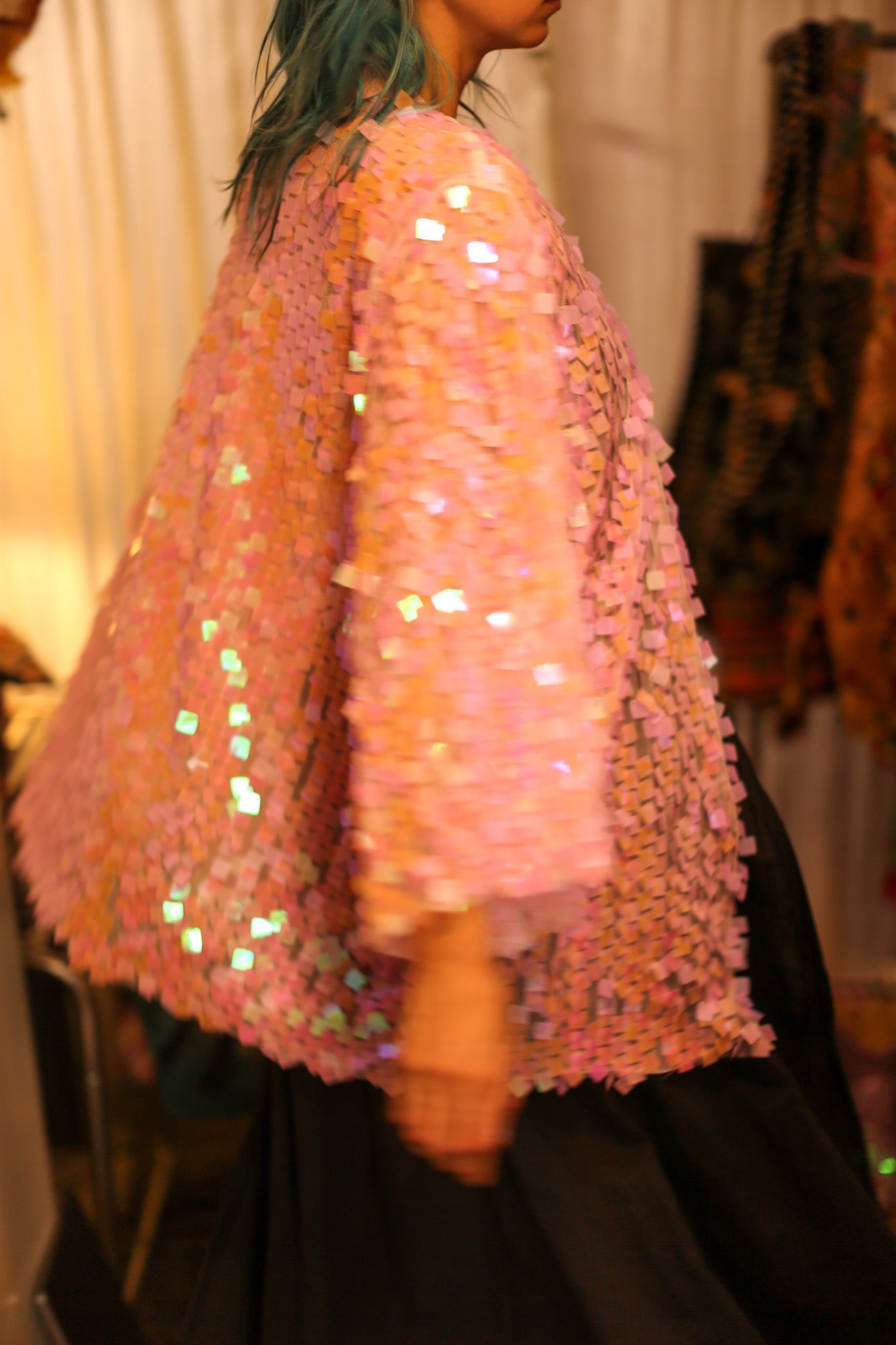 LIGHT PINK SHORT GLITTER KIMONO WITT - BANGKOK TAILOR CLOTHING STORE - HANDMADE CLOTHING