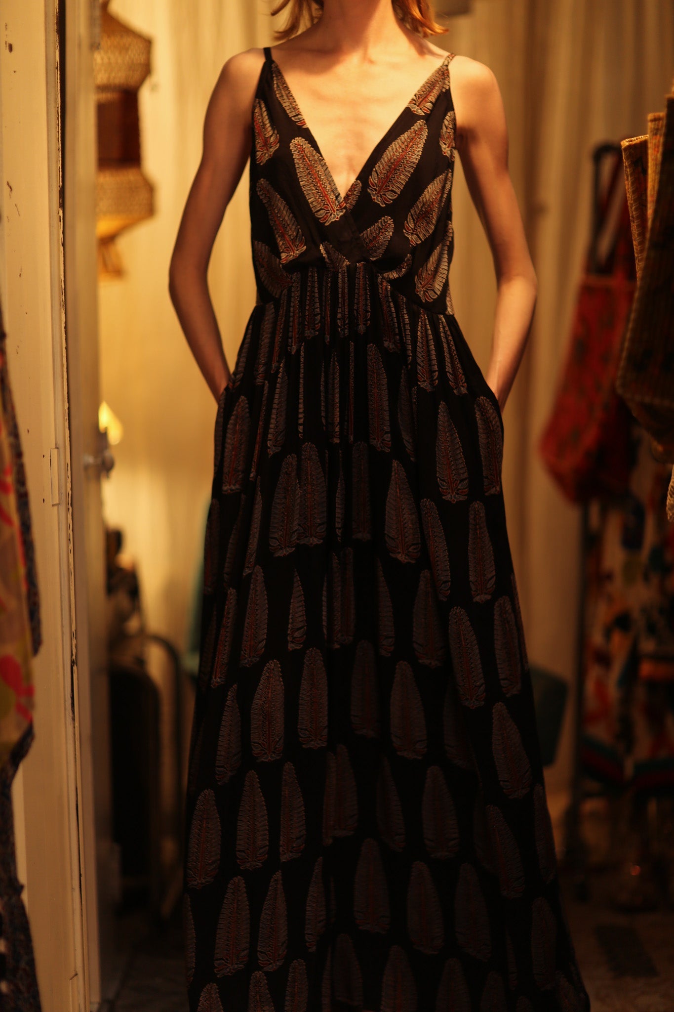 LILY SILK DRESS BLACK FEATHER - BANGKOK TAILOR CLOTHING STORE - HANDMADE CLOTHING