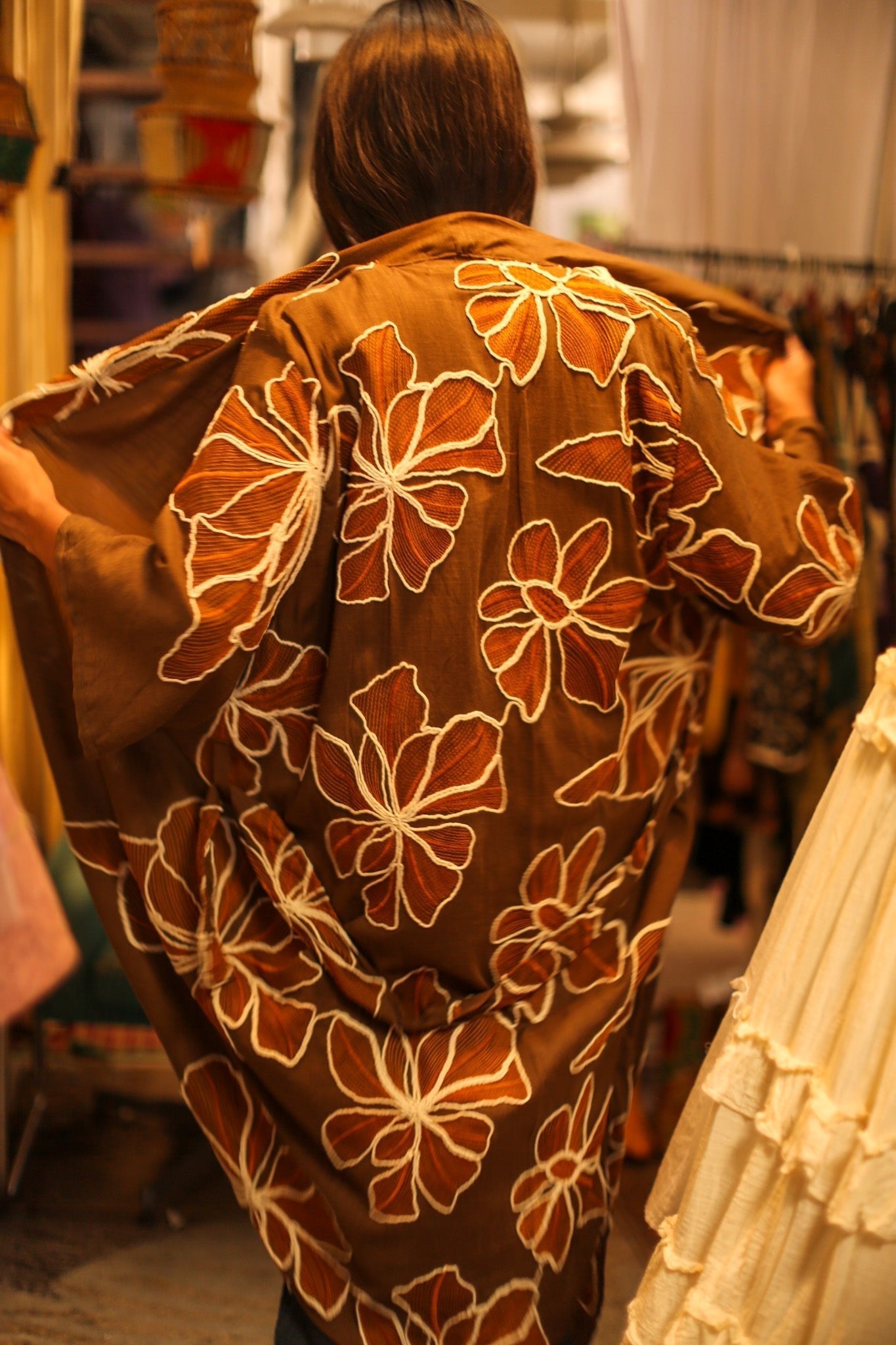 LINEN EMBROIDERED KIMONO MARIETTA - BANGKOK TAILOR CLOTHING STORE - HANDMADE CLOTHING