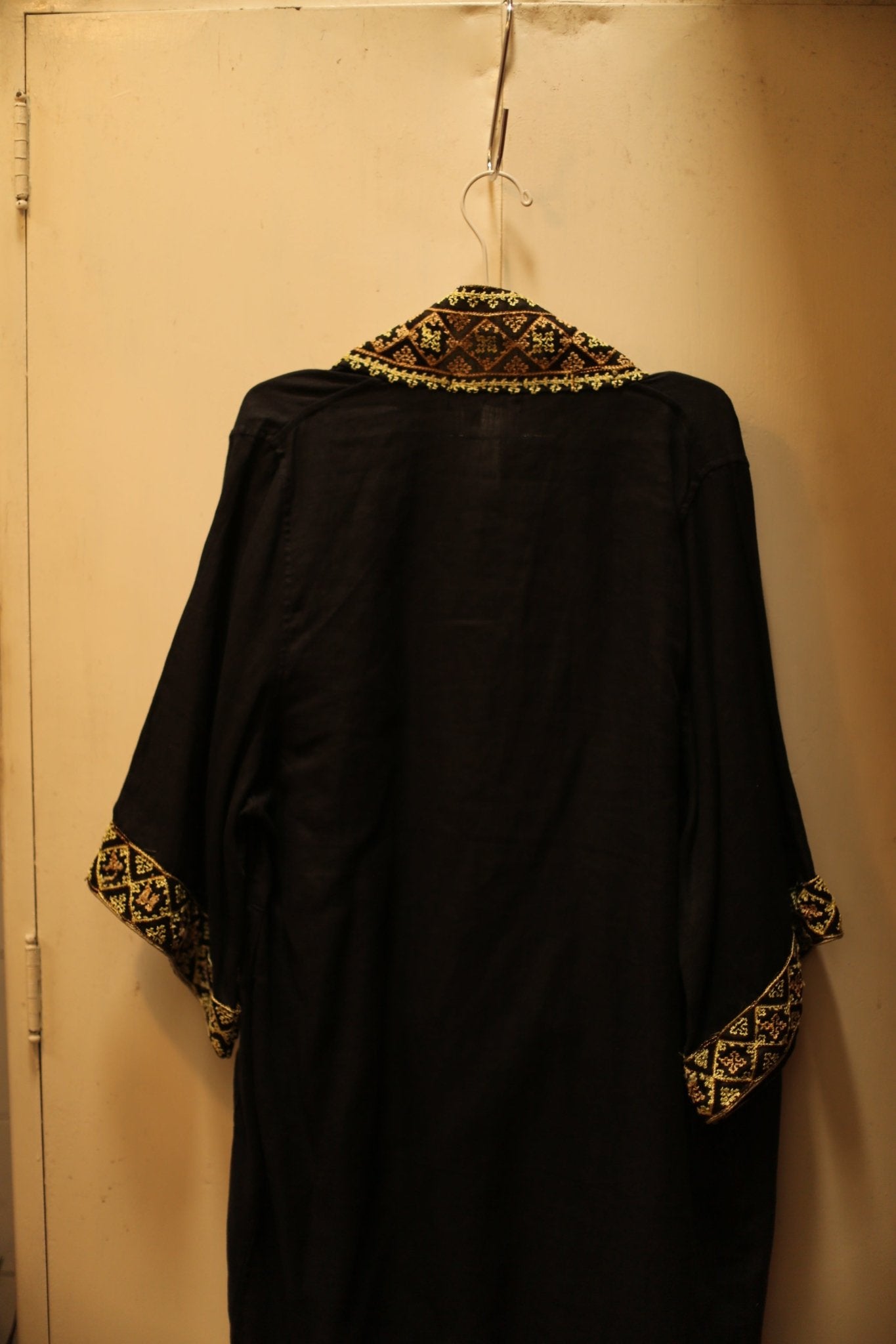 LINEN EMBROIDERED TRIM KIMONO - S57 - BANGKOK TAILOR CLOTHING STORE - HANDMADE CLOTHING