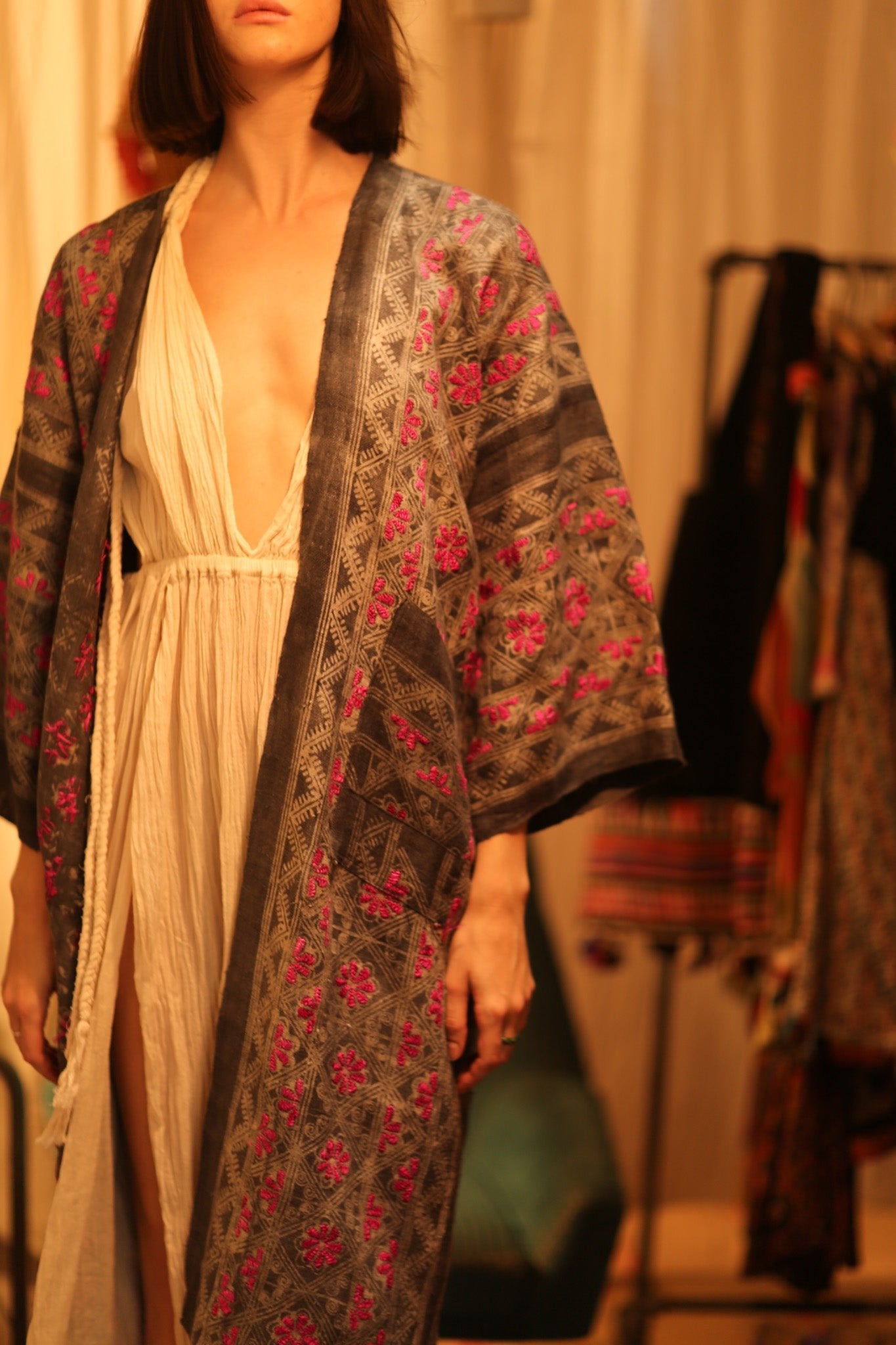 LORNA ARTISAN MADE KIMONO - BANGKOK TAILOR CLOTHING STORE - HANDMADE CLOTHING