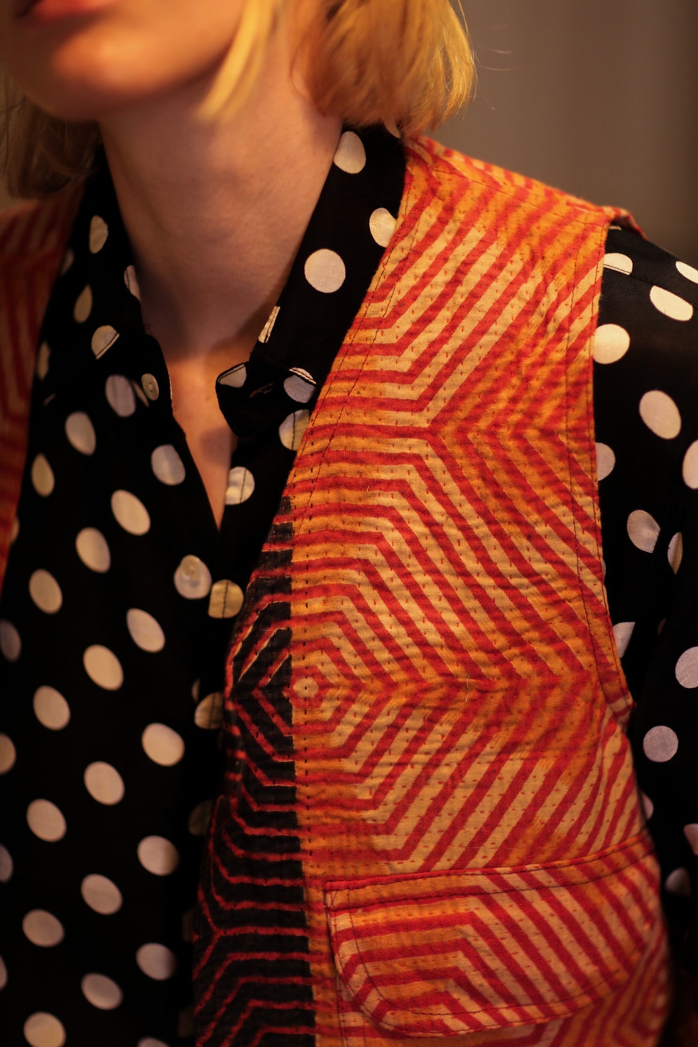 MARLENE KANTHA GILET CARROT - BANGKOK TAILOR CLOTHING STORE - HANDMADE CLOTHING