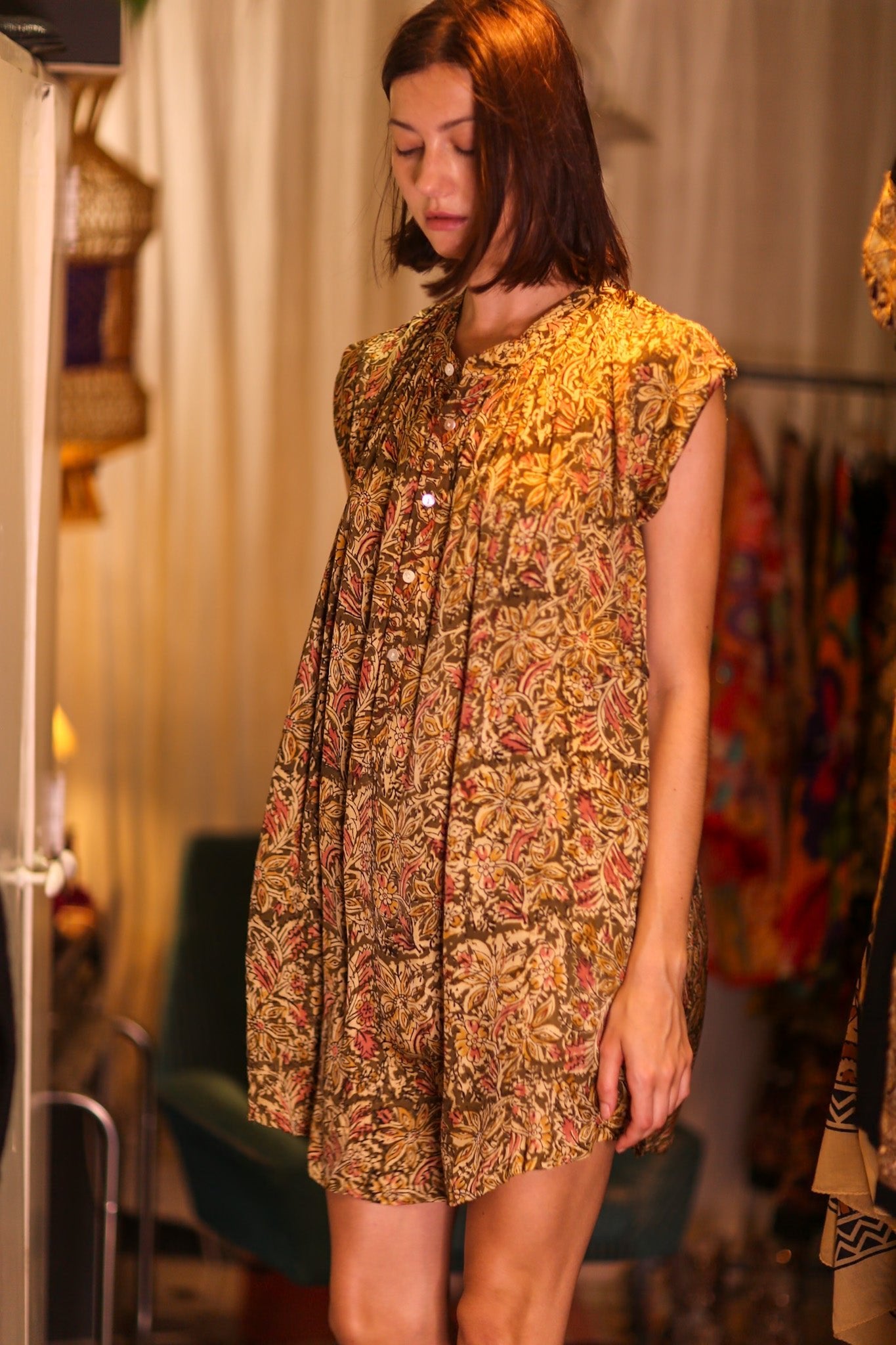 MARY SILK MEDARIN - BANGKOK TAILOR CLOTHING STORE - HANDMADE CLOTHING