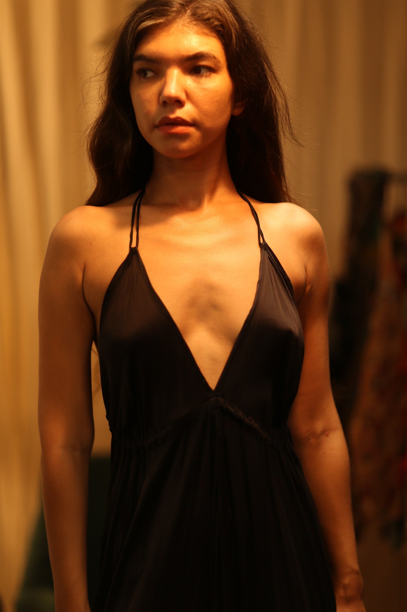 NABILA SILK DRESS - BANGKOK TAILOR CLOTHING STORE - HANDMADE CLOTHING
