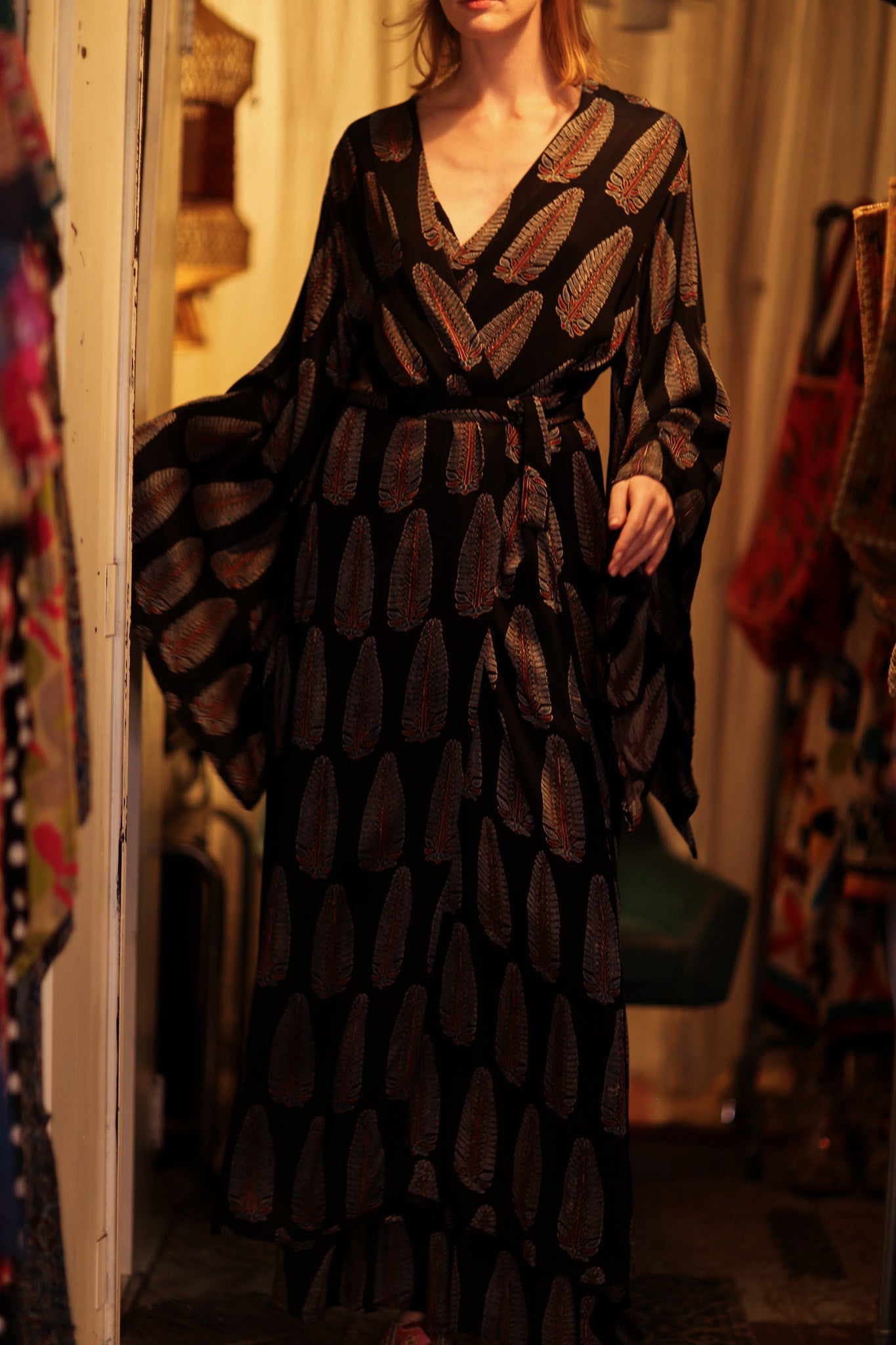 PINA SILK KIMONO BLACK FEATHER - BANGKOK TAILOR CLOTHING STORE - HANDMADE CLOTHING