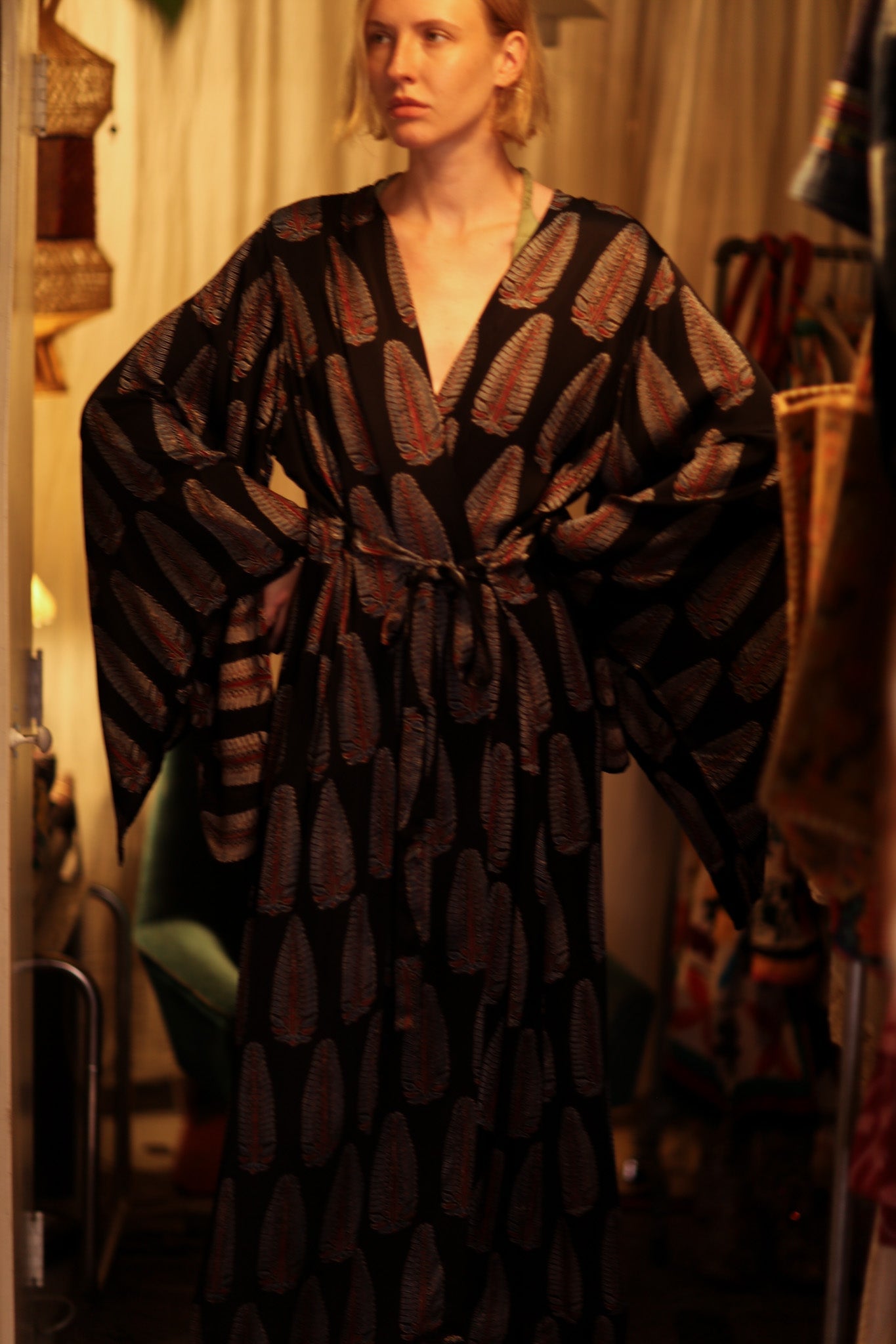 PINA SILK KIMONO BLACK FEATHER - BANGKOK TAILOR CLOTHING STORE - HANDMADE CLOTHING
