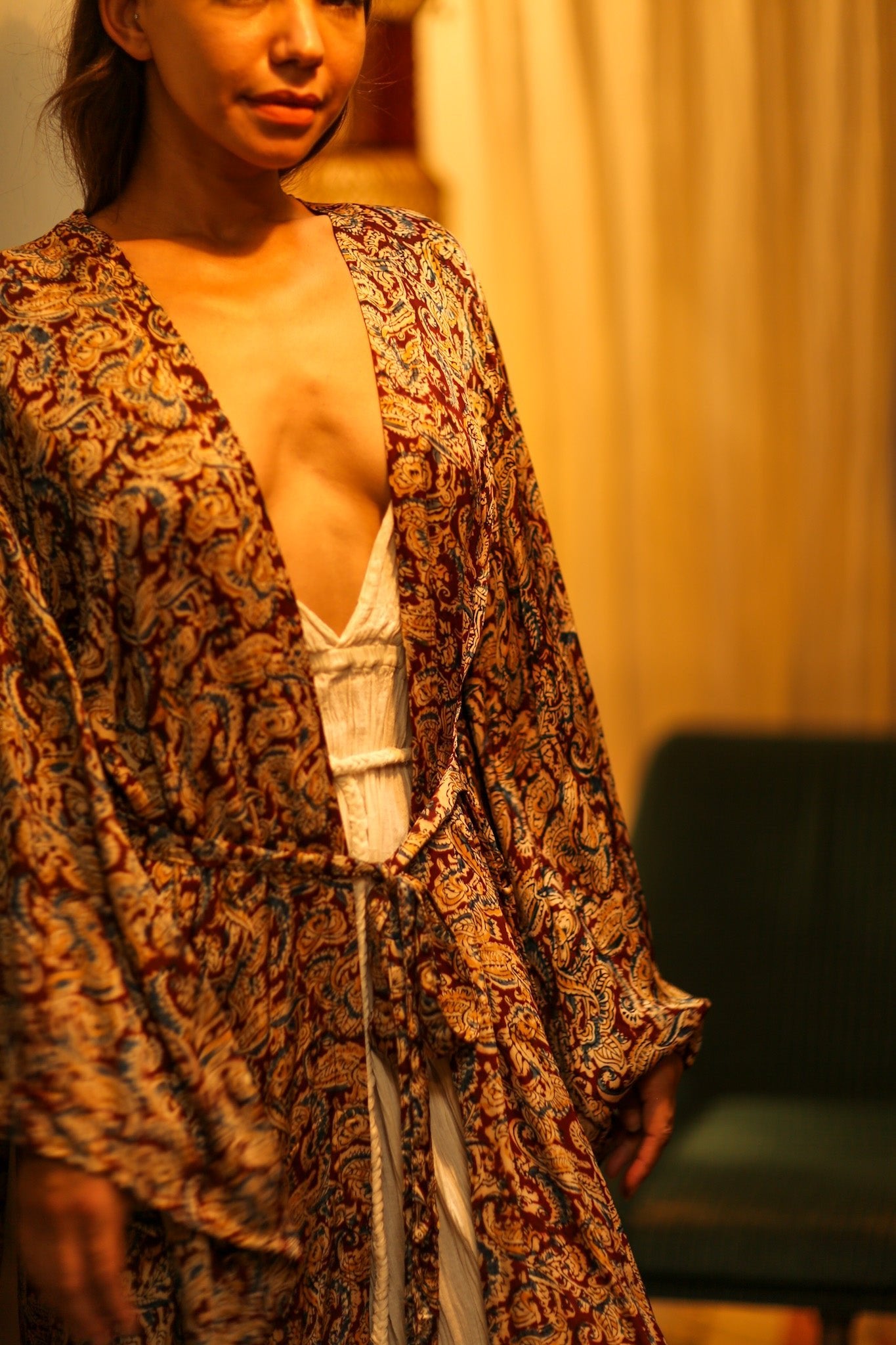 PINA SILK KIMONO CARNIVORE BURGUNDY - BANGKOK TAILOR CLOTHING STORE - HANDMADE CLOTHING