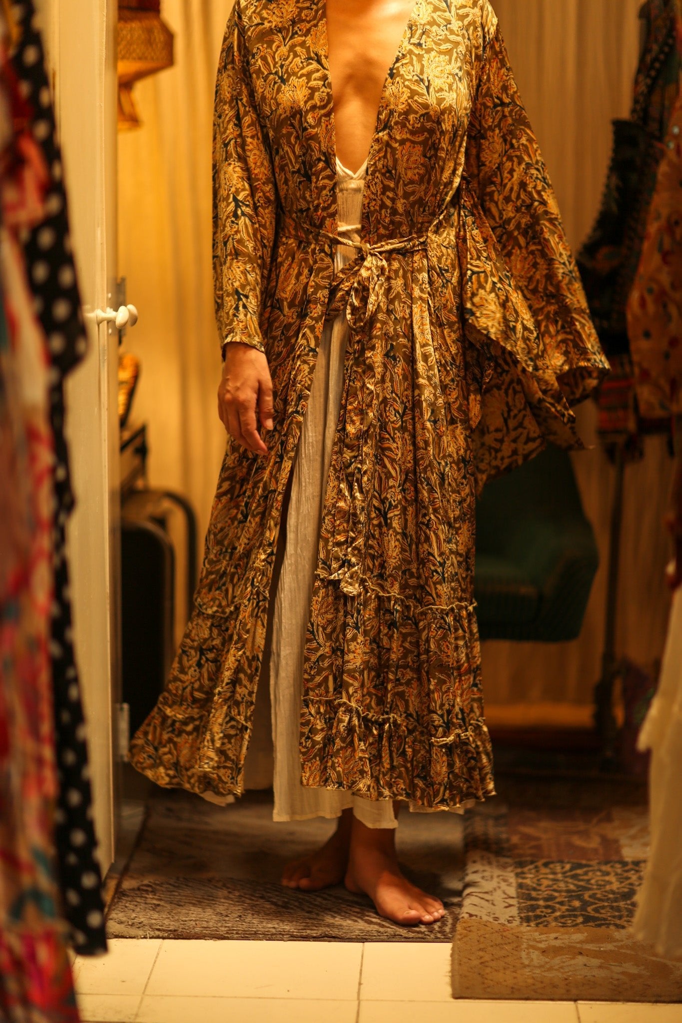 PINA SILK KIMONO CARNIVORE COFFEE - BANGKOK TAILOR CLOTHING STORE - HANDMADE CLOTHING