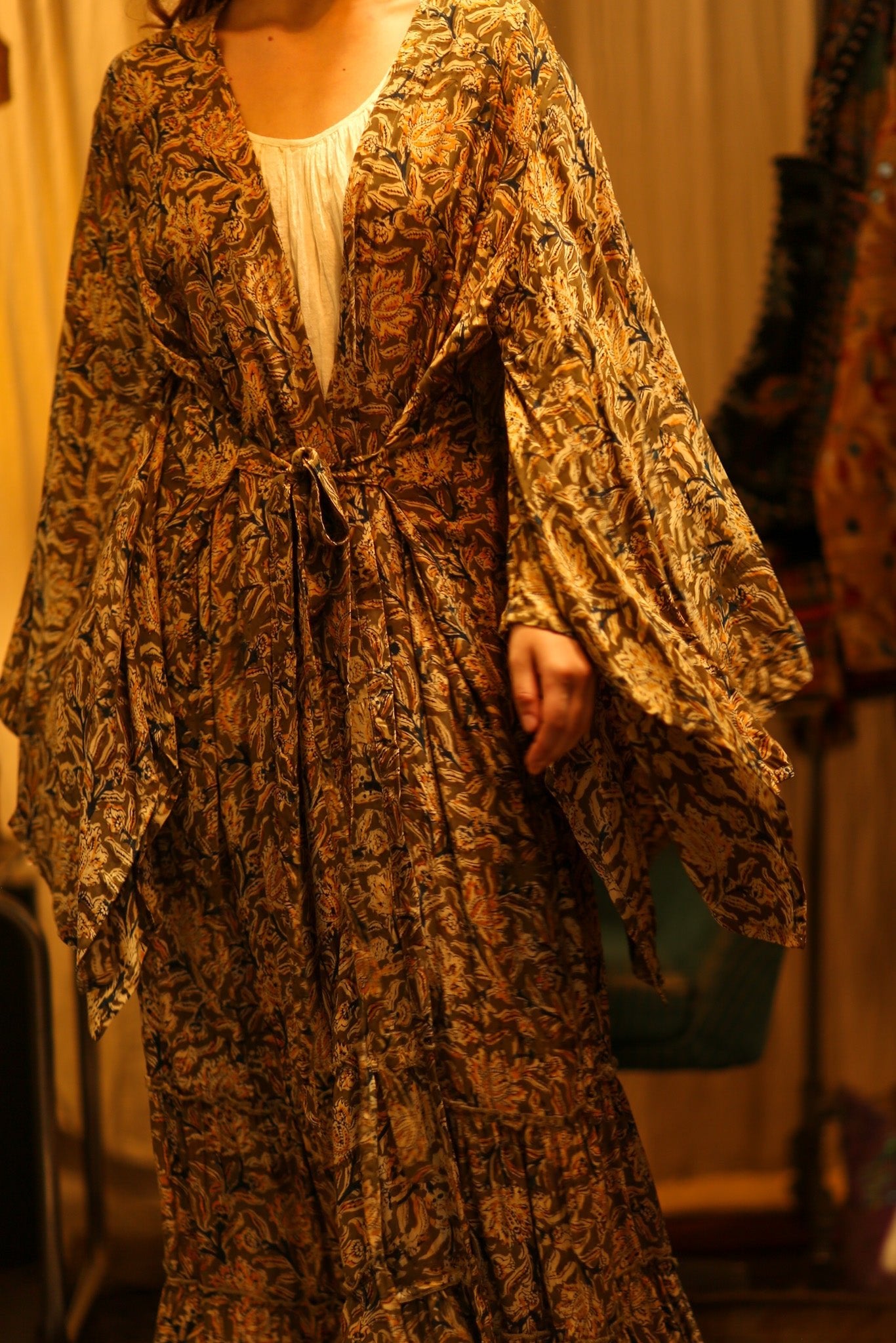PINA SILK KIMONO CARNIVORE GREEN - BANGKOK TAILOR CLOTHING STORE - HANDMADE CLOTHING