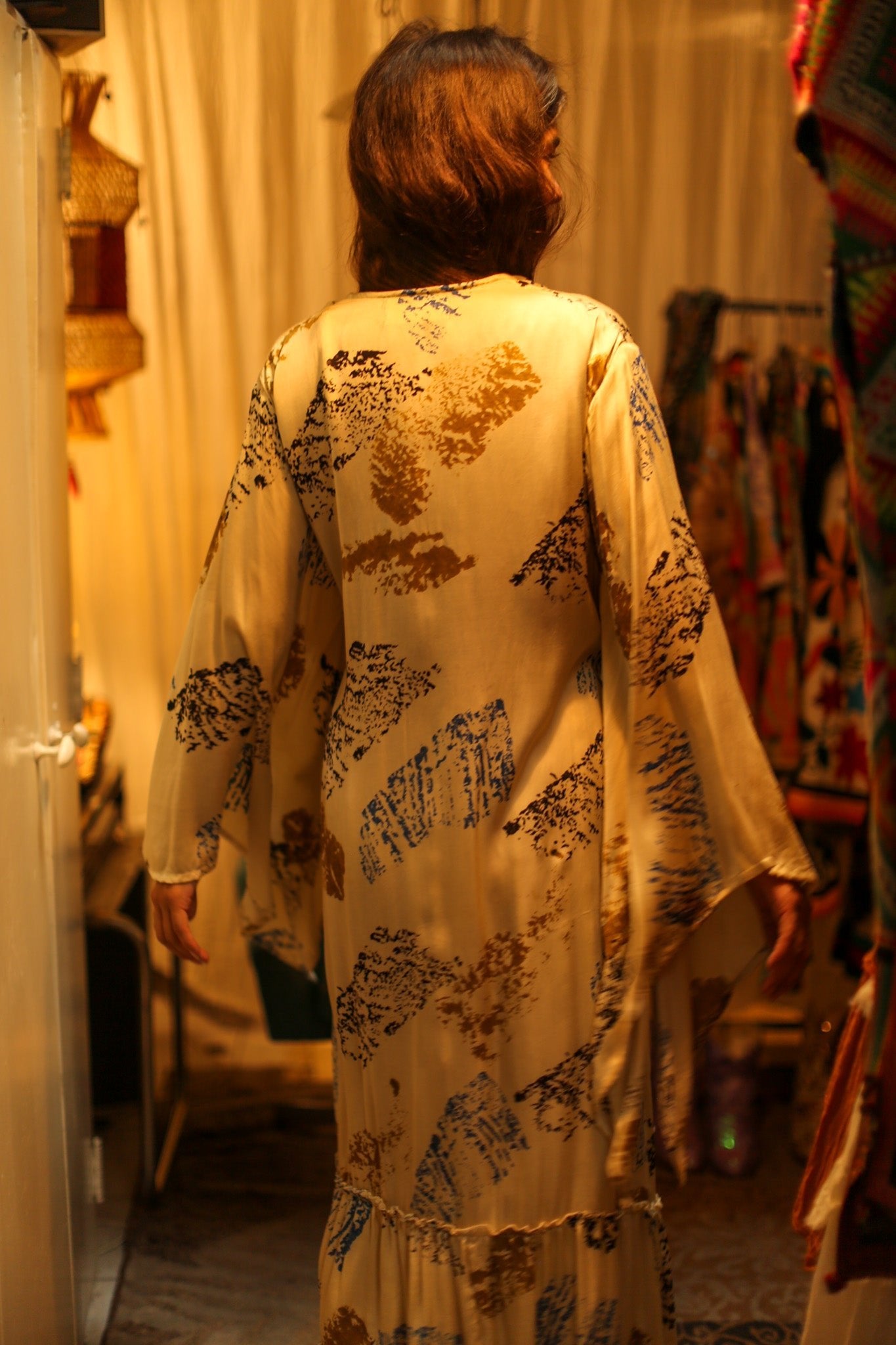 PINA SILK KIMONO CREAM ARTIST - BANGKOK TAILOR CLOTHING STORE - HANDMADE CLOTHING