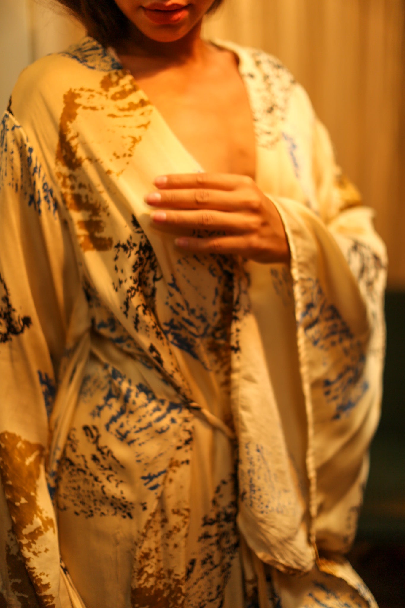 PINA SILK KIMONO CREAM ARTIST - BANGKOK TAILOR CLOTHING STORE - HANDMADE CLOTHING