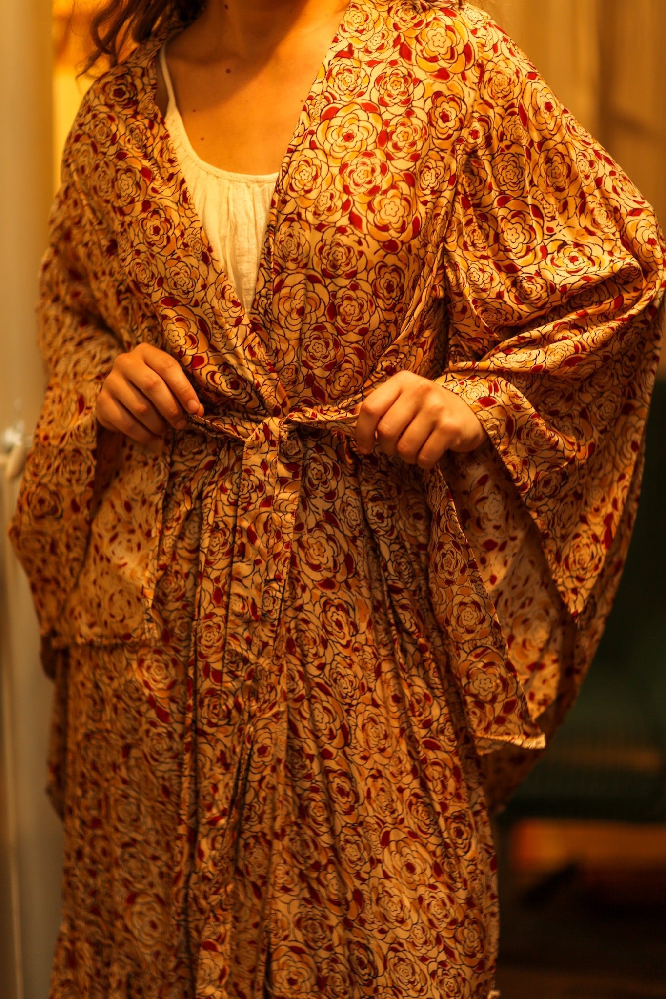 PINA SILK KIMONO FLORAL RED - BANGKOK TAILOR CLOTHING STORE - HANDMADE CLOTHING