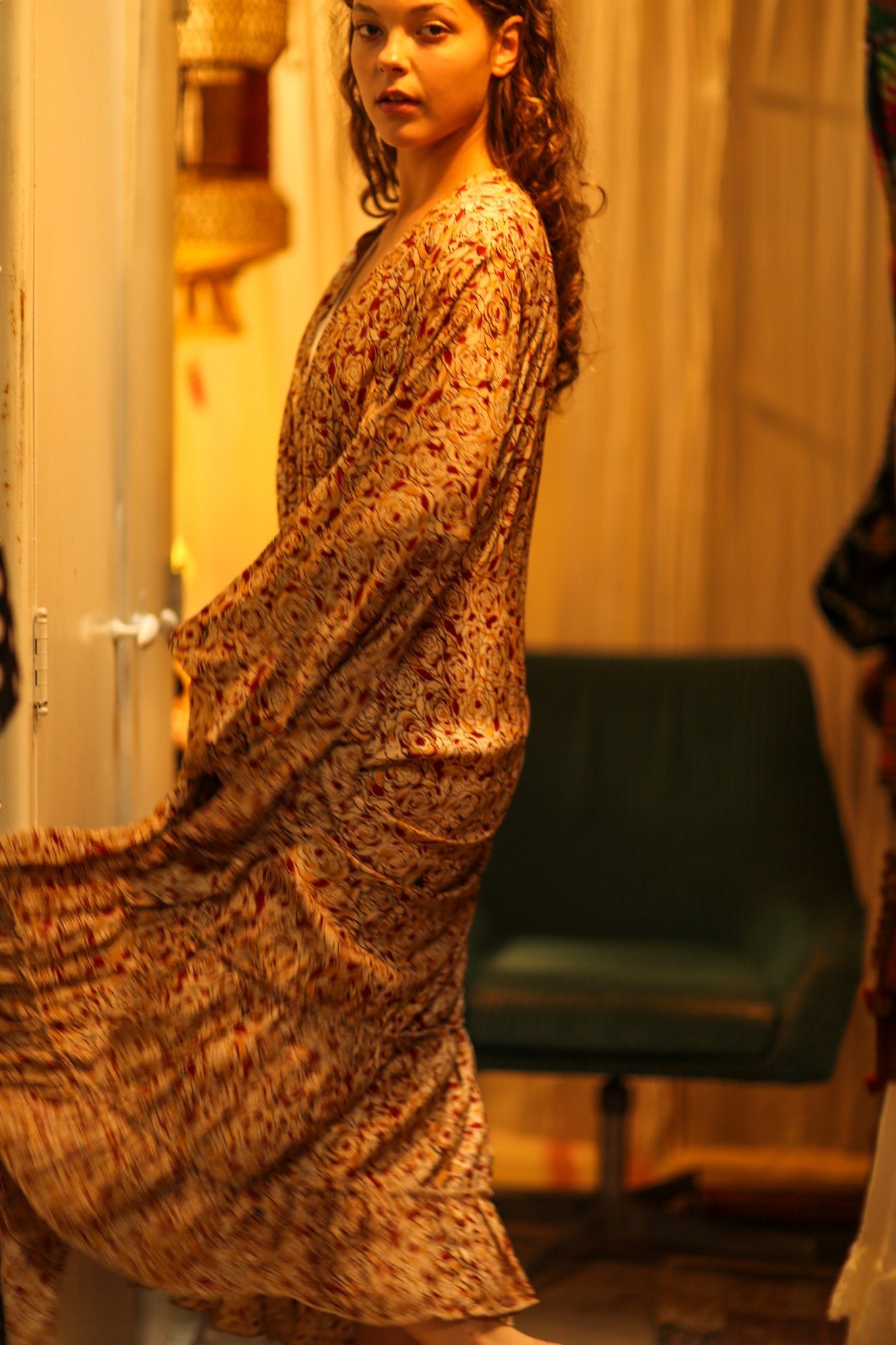 PINA SILK KIMONO FLORAL RED - BANGKOK TAILOR CLOTHING STORE - HANDMADE CLOTHING