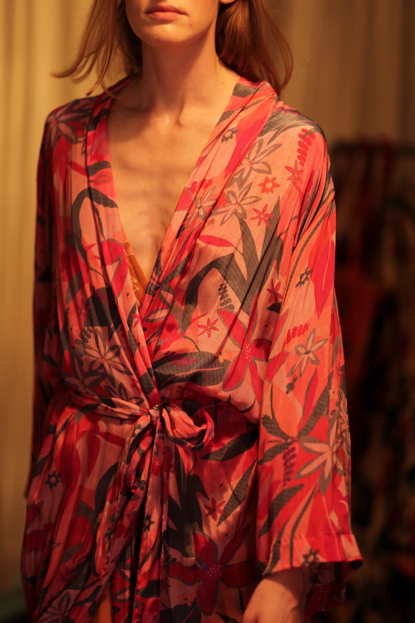 PINA SILK KIMONO PINK JUNGLE - BANGKOK TAILOR CLOTHING STORE - HANDMADE CLOTHING