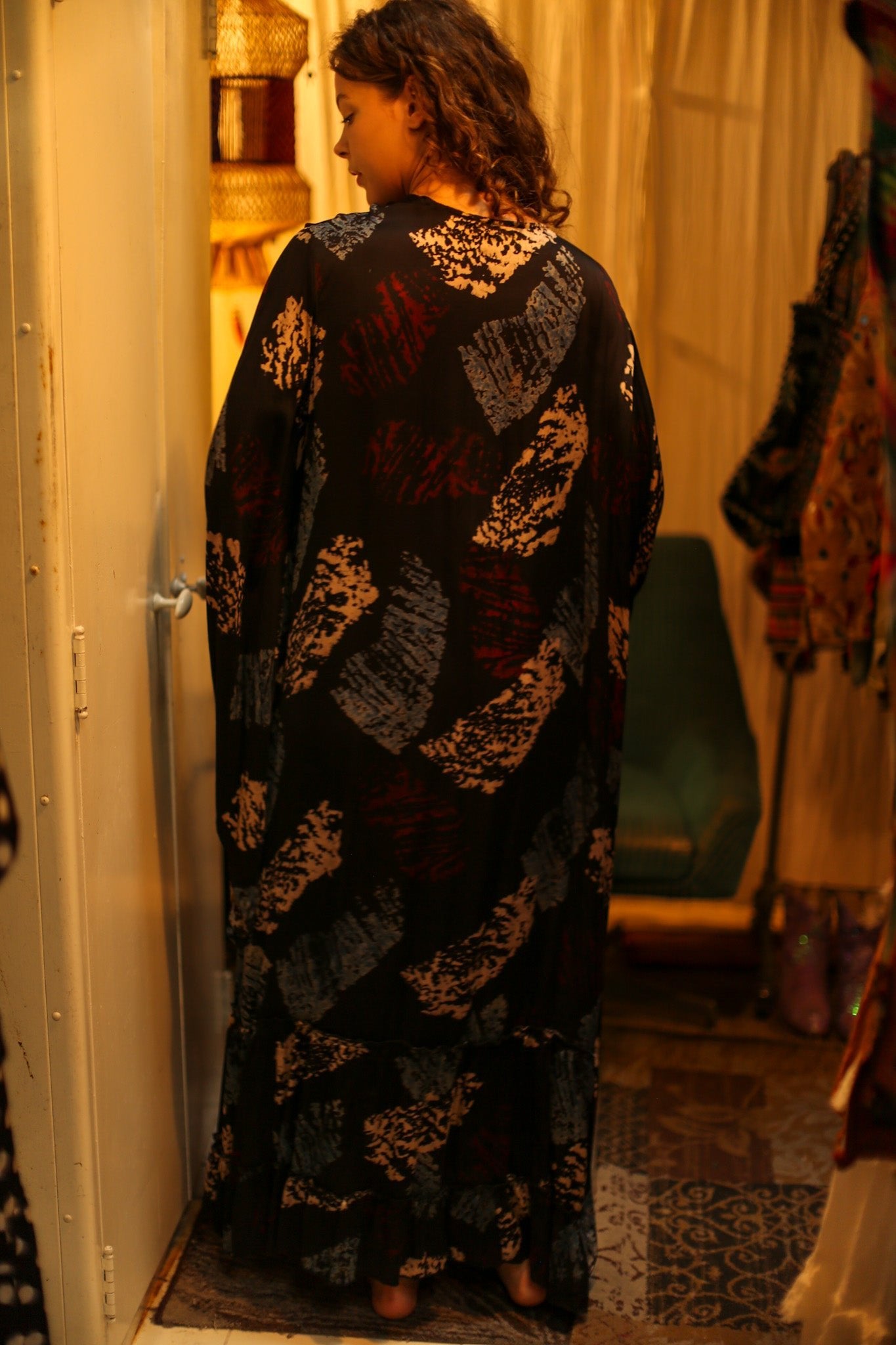 PINA SILK KIMONO RED AND BLUE ARTIST - BANGKOK TAILOR CLOTHING STORE - HANDMADE CLOTHING