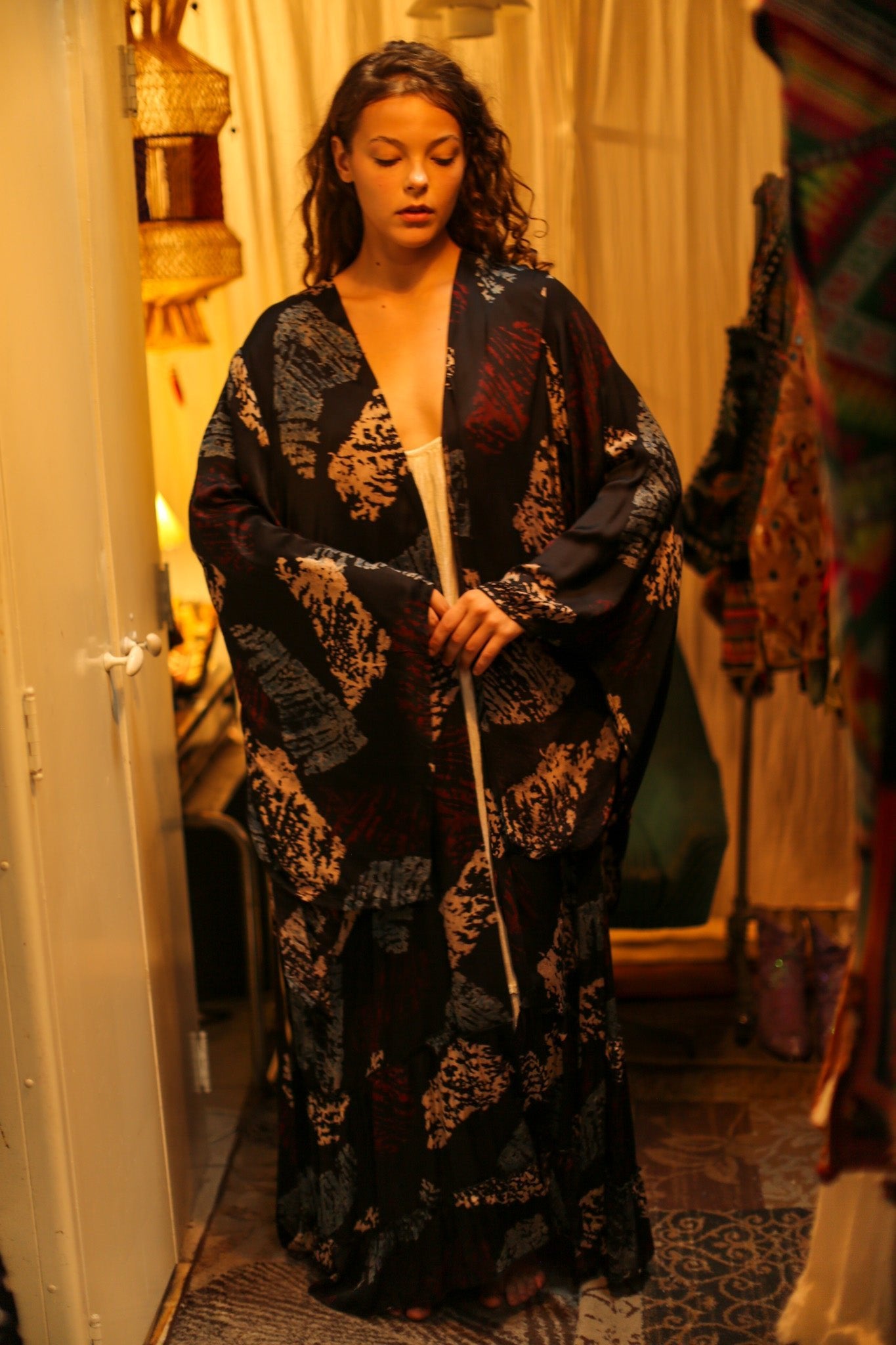 PINA SILK KIMONO RED AND BLUE ARTIST - BANGKOK TAILOR CLOTHING STORE - HANDMADE CLOTHING