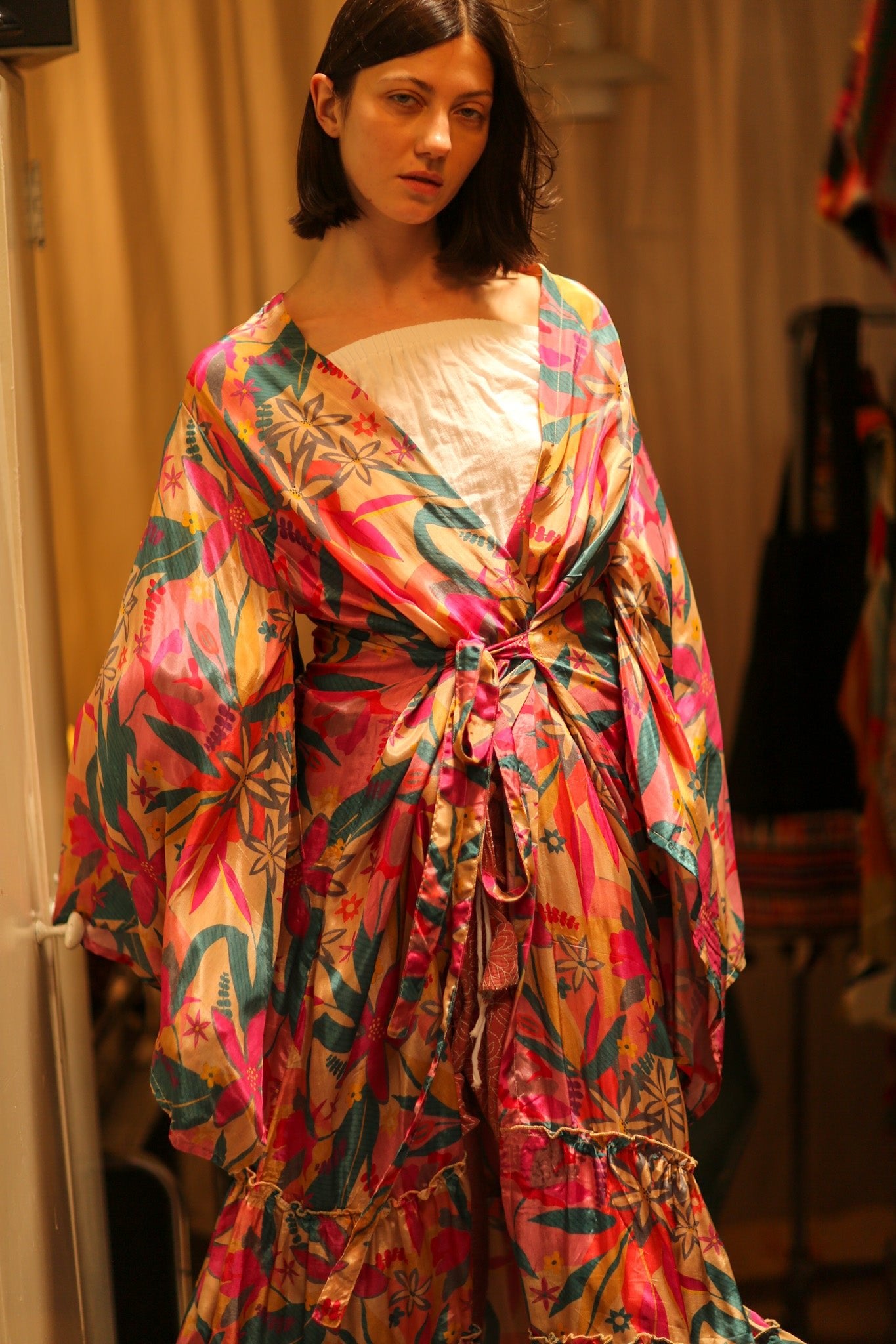 PINK JUNGLE SILK KIMONO PINA - BANGKOK TAILOR CLOTHING STORE - HANDMADE CLOTHING