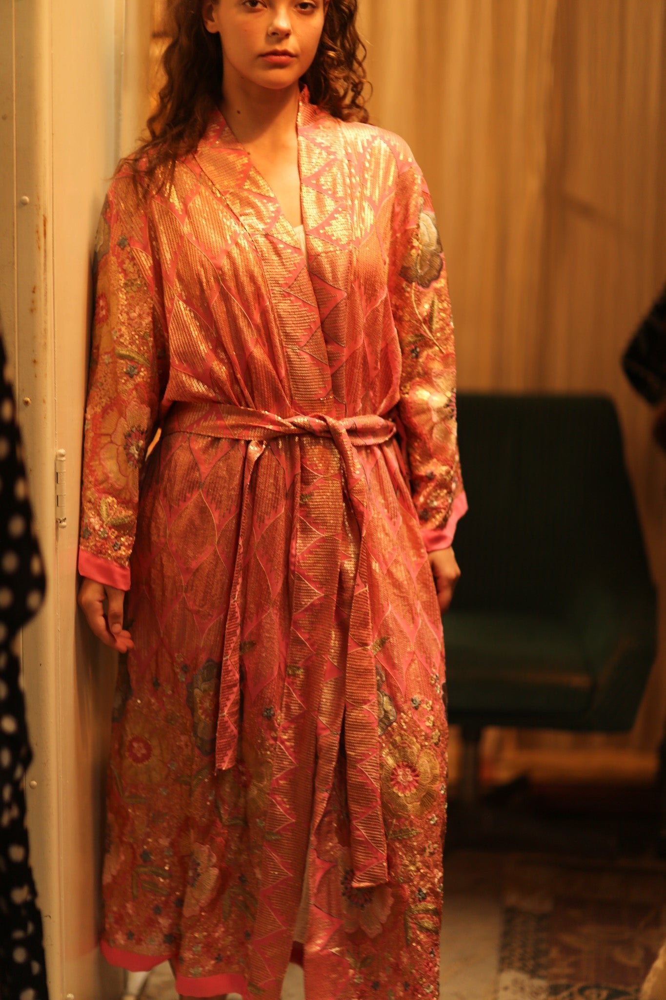 PINK SEQUIN KIMONO ARABELLA - BANGKOK TAILOR CLOTHING STORE - HANDMADE CLOTHING