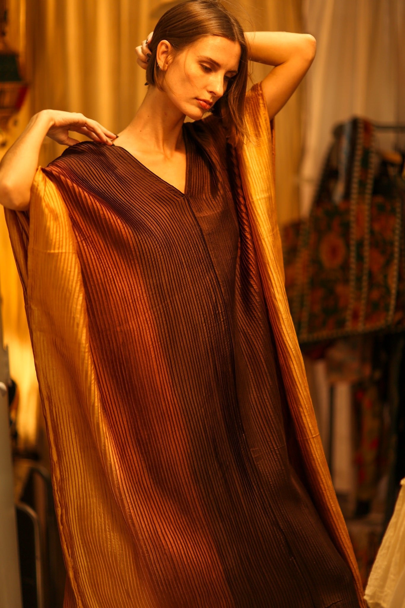 PLEATED SUNSET KAFTAN - BANGKOK TAILOR CLOTHING STORE - HANDMADE CLOTHING