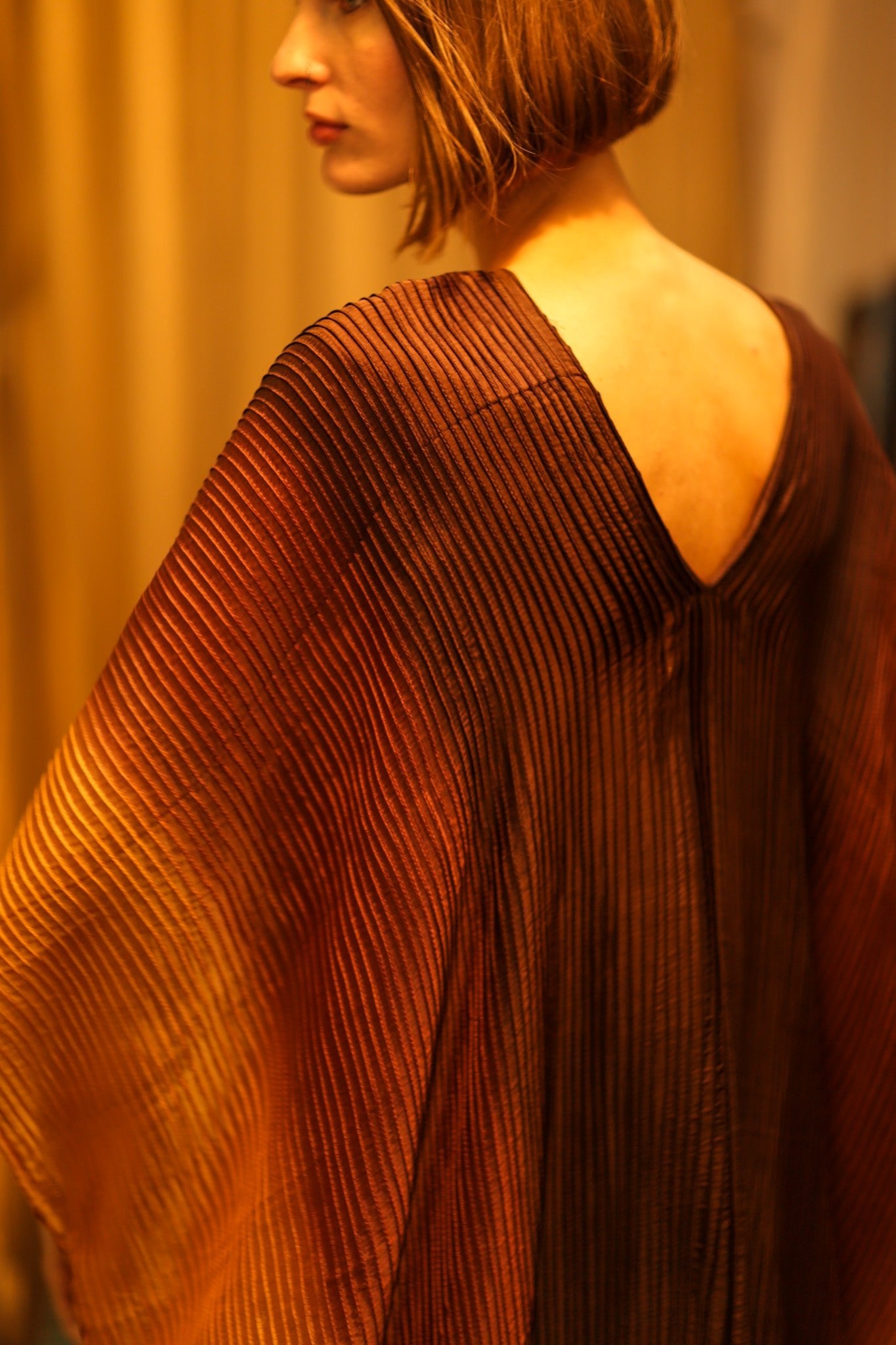 PLEATED SUNSET KAFTAN - BANGKOK TAILOR CLOTHING STORE - HANDMADE CLOTHING