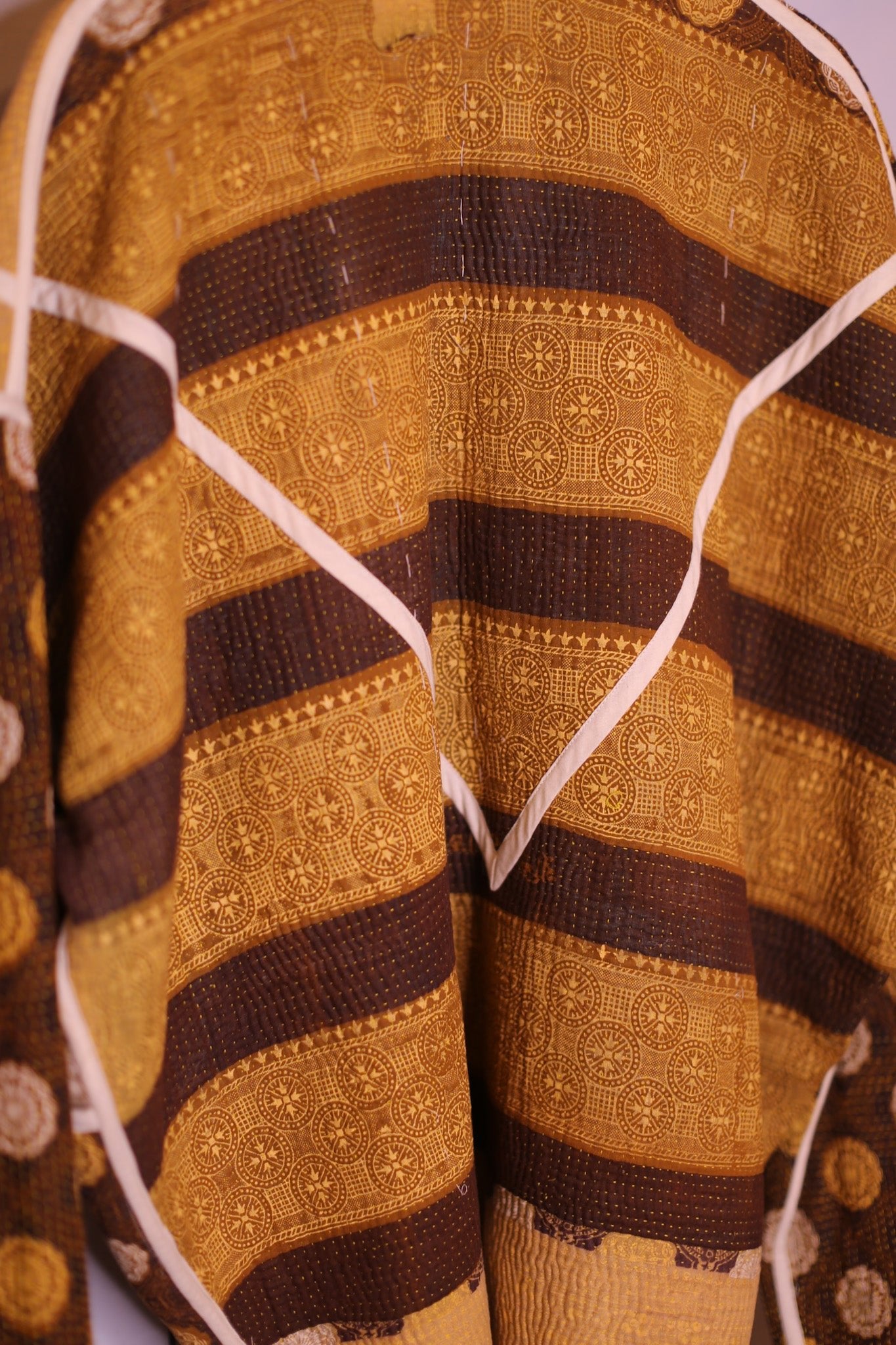 SC25 - 69 - BANGKOK TAILOR CLOTHING STORE - HANDMADE CLOTHING