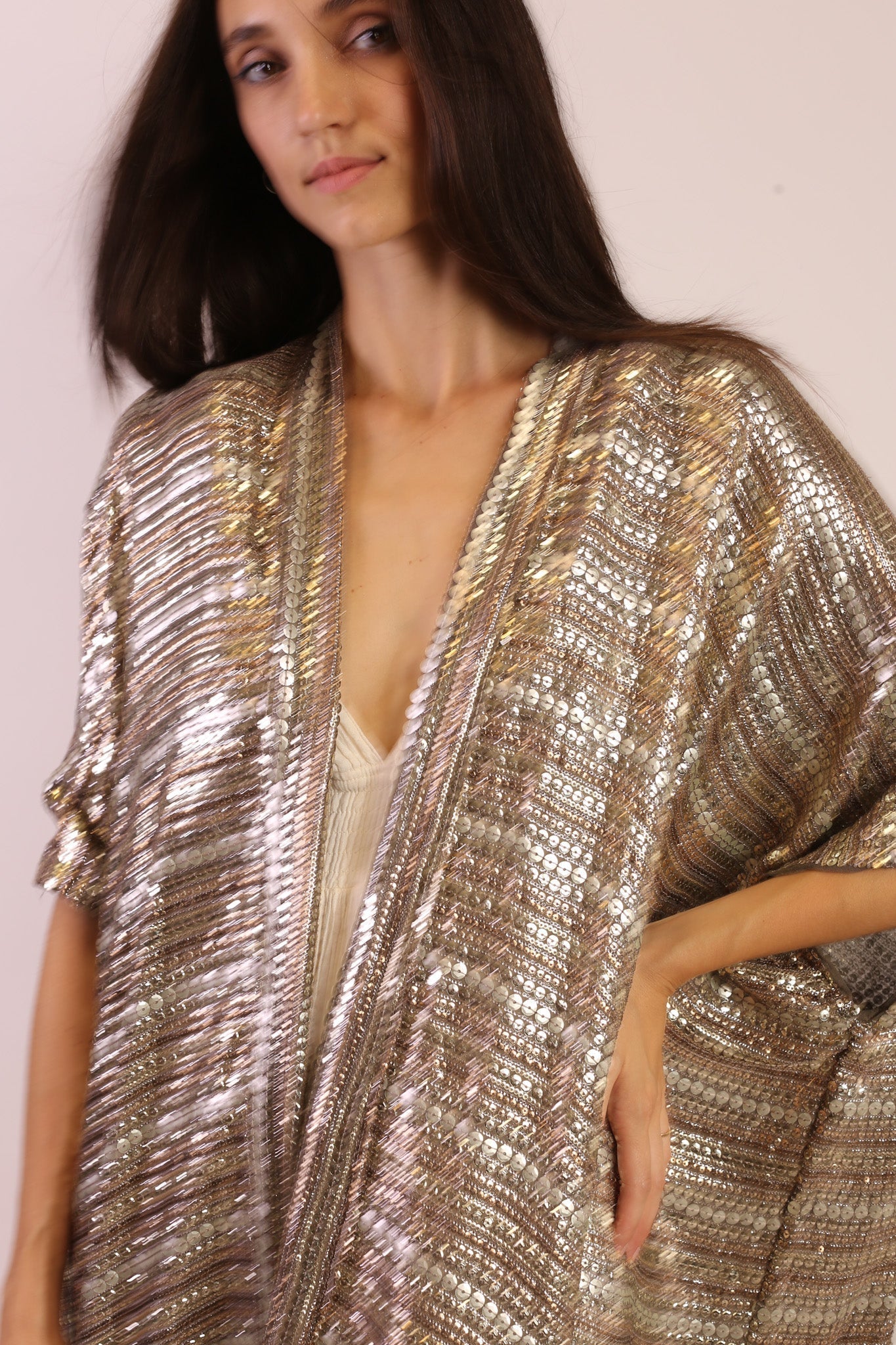 SEQUIN EMBROIDERED SHORT KIMONO MIDI - BANGKOK TAILOR CLOTHING STORE - HANDMADE CLOTHING