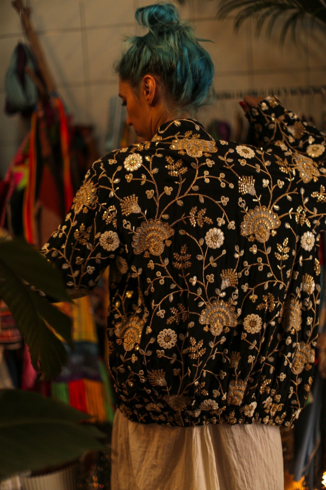 SILK EMBROIDERED BOMBER JACKET LISA - BANGKOK TAILOR CLOTHING STORE - HANDMADE CLOTHING