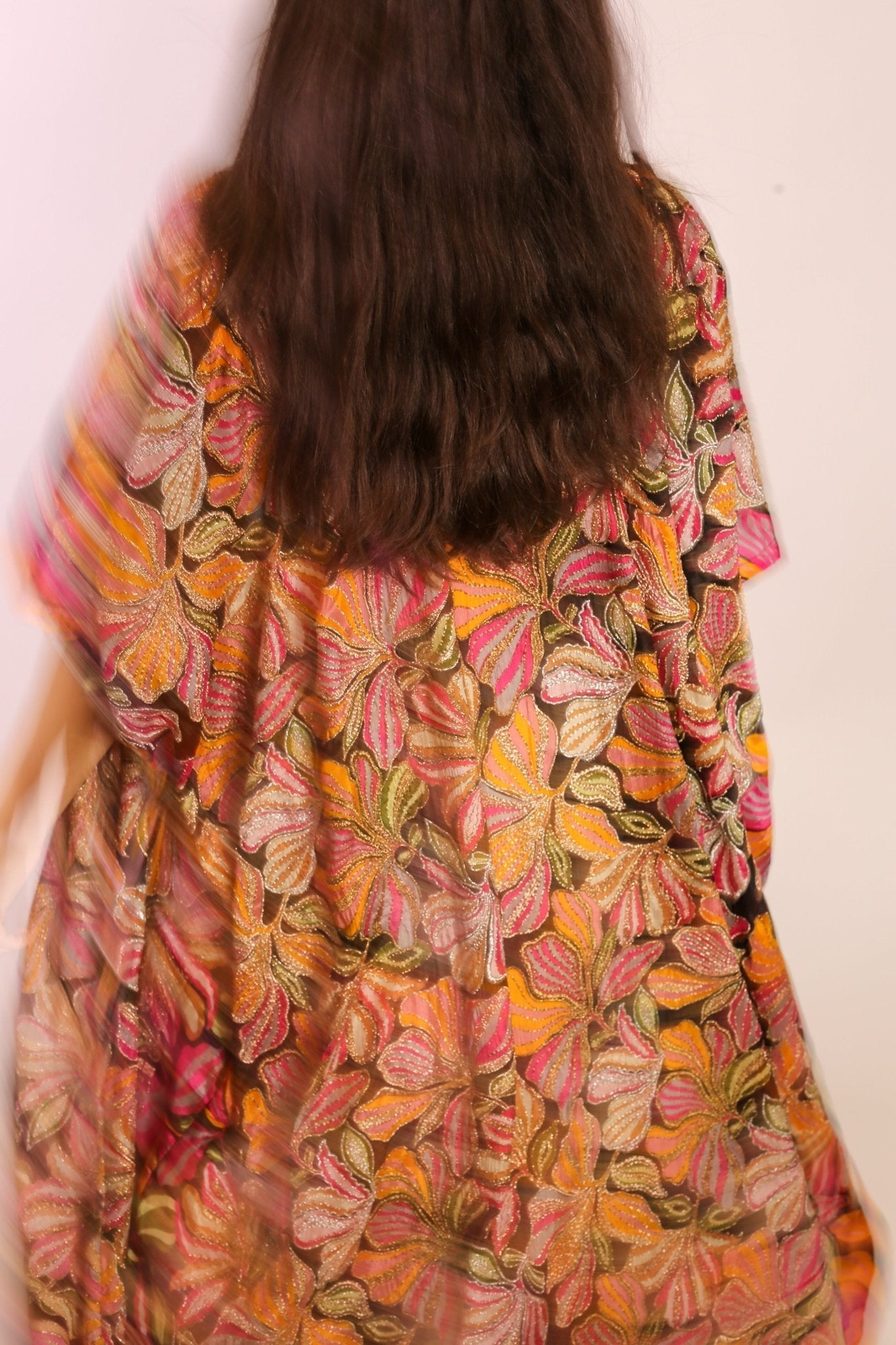 SILK EMBROIDERED KIMONO MAE - BANGKOK TAILOR CLOTHING STORE - HANDMADE CLOTHING