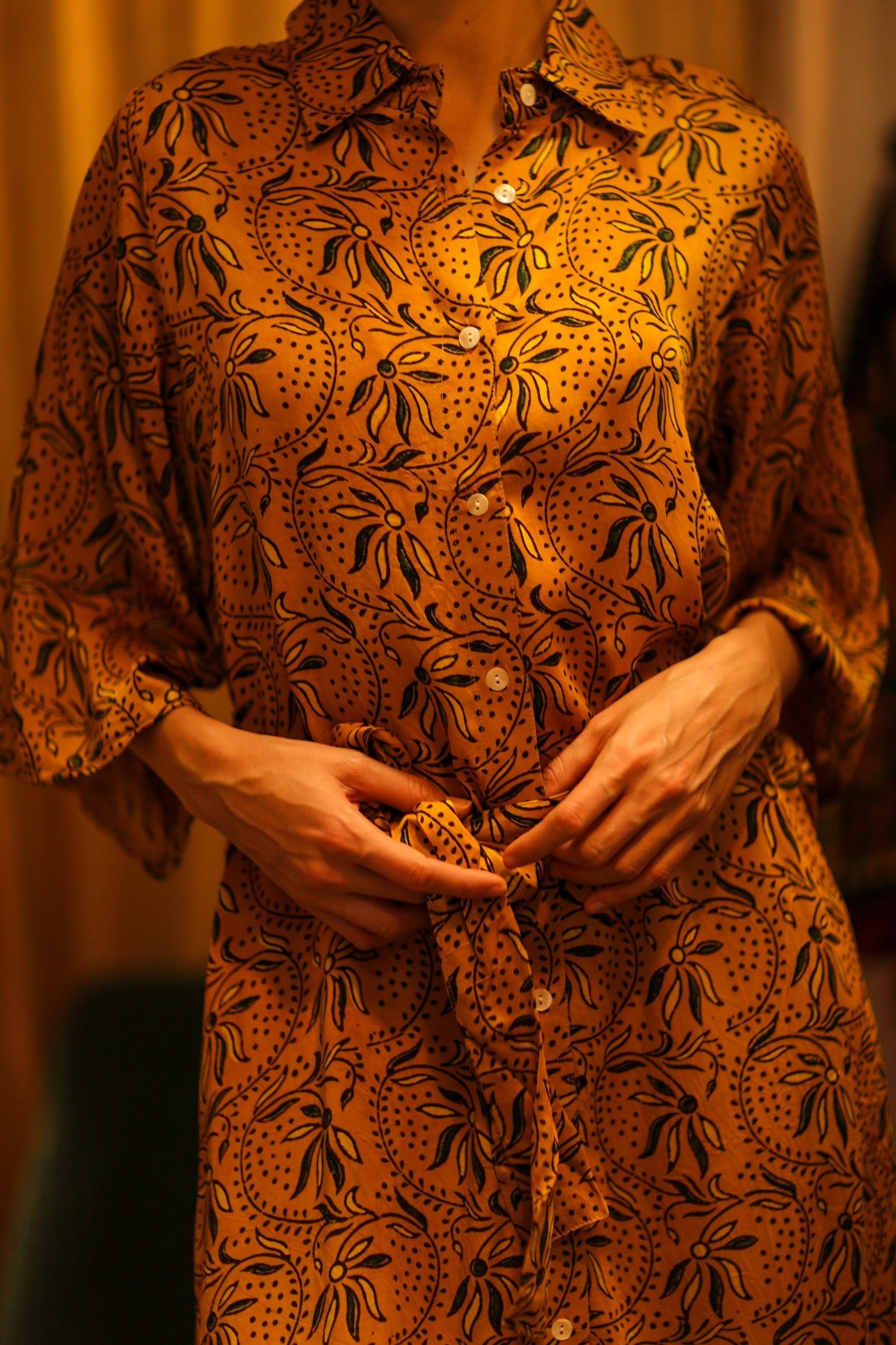 SILK HAND BLOCK PRINT DINA - BANGKOK TAILOR CLOTHING STORE - HANDMADE CLOTHING