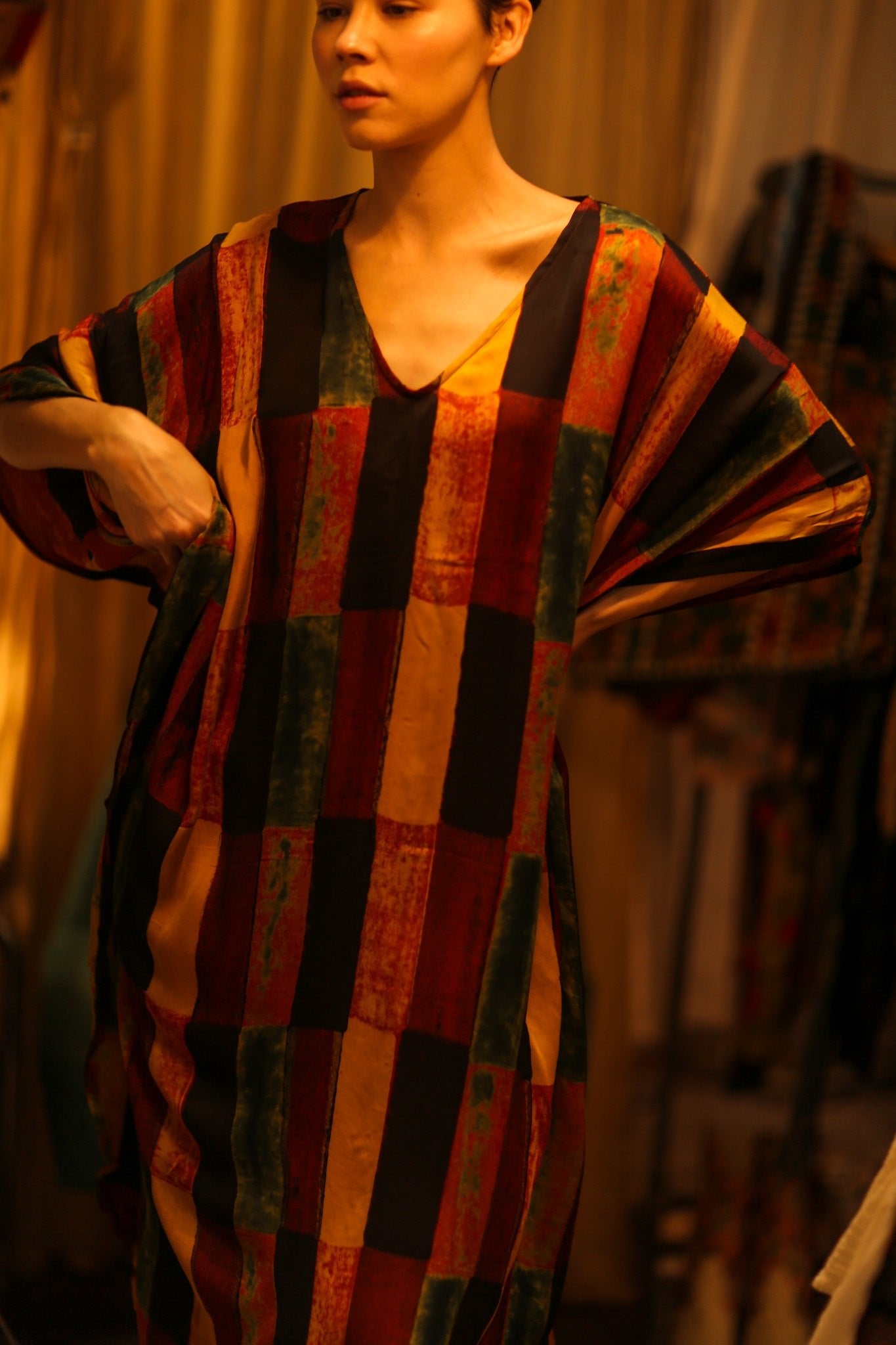 SILK HAND BLOCK PRINT KAFTAN KLARA - BANGKOK TAILOR CLOTHING STORE - HANDMADE CLOTHING