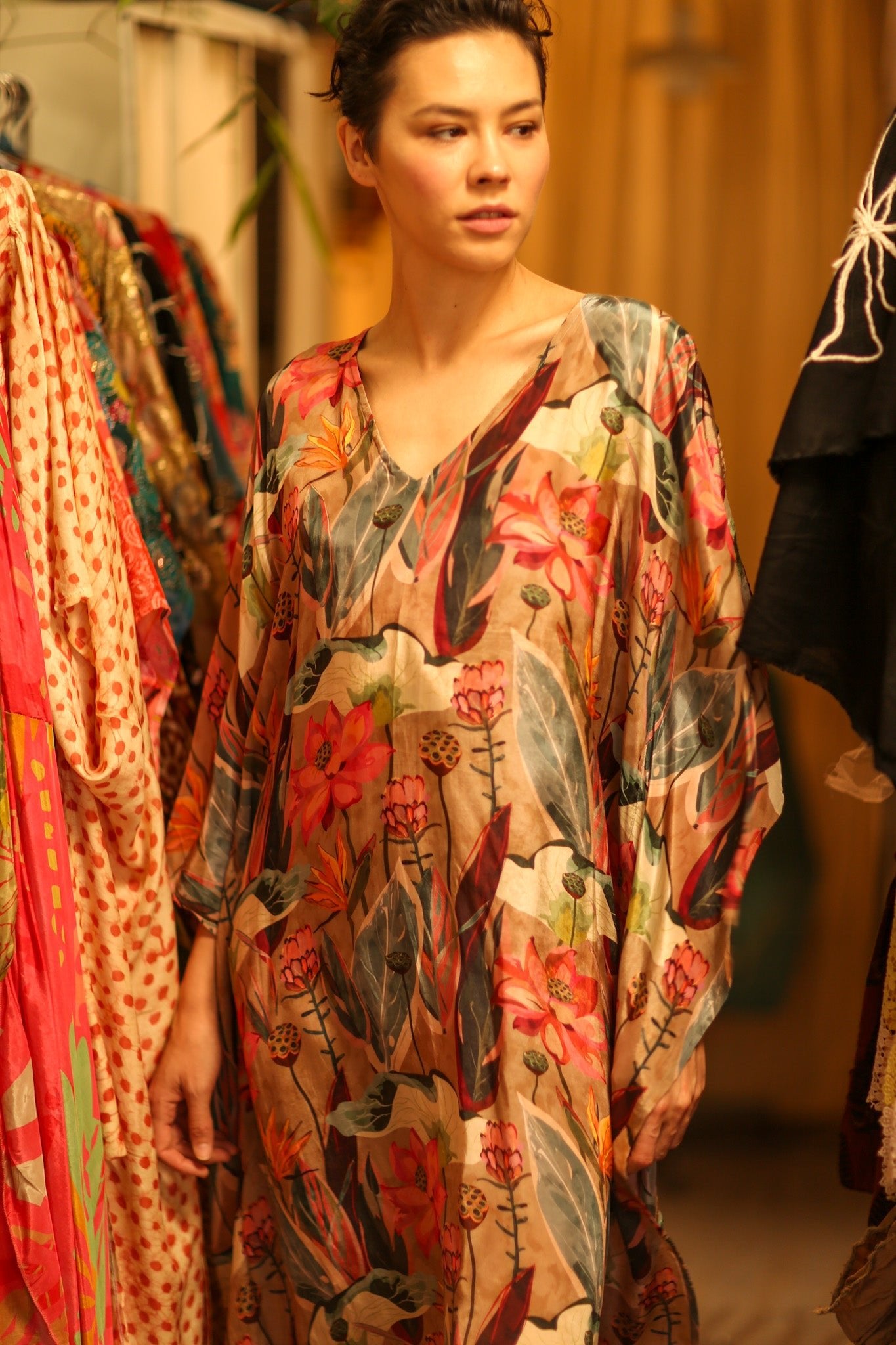 SILK KAFTAN NAMUD - BANGKOK TAILOR CLOTHING STORE - HANDMADE CLOTHING