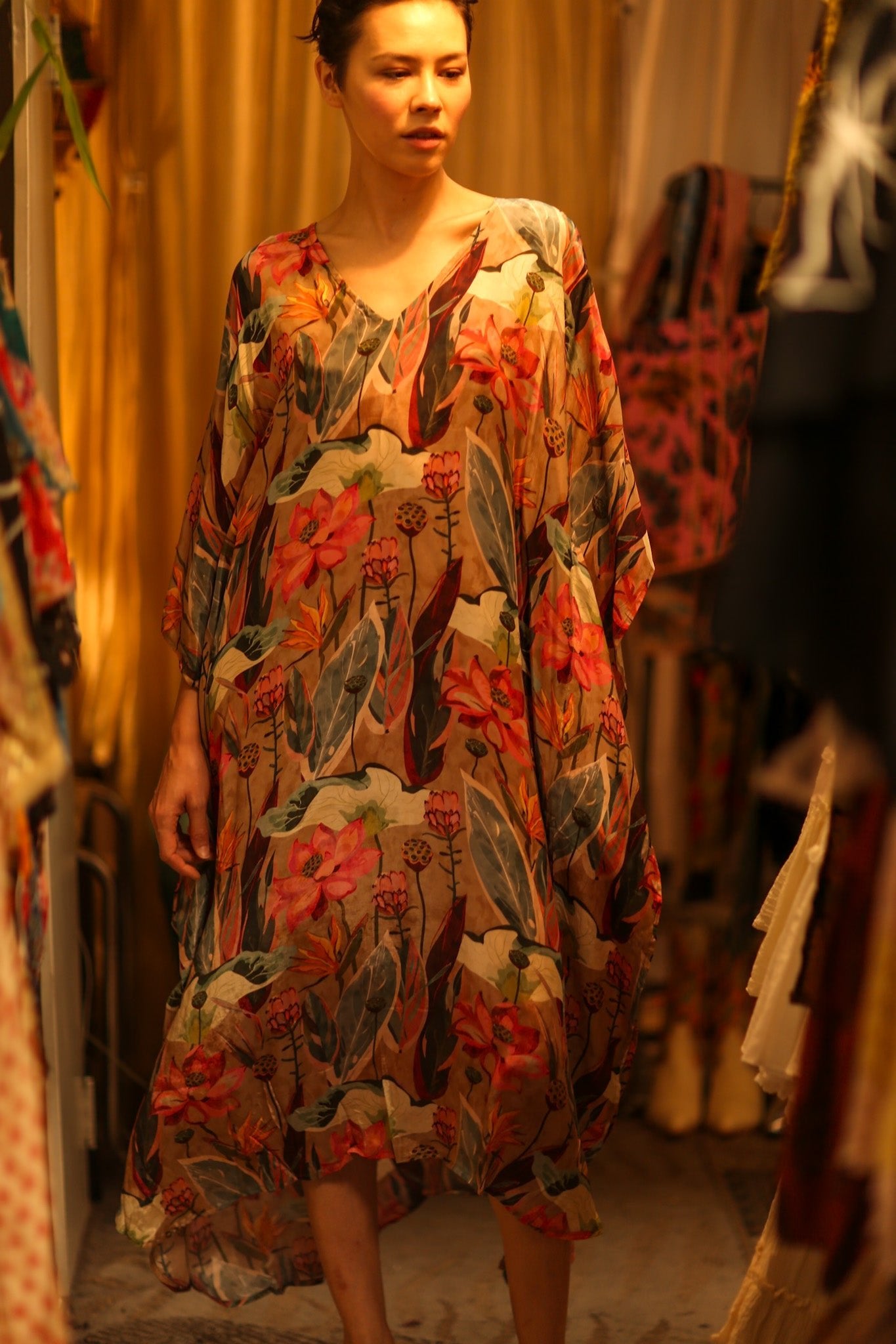 SILK KAFTAN NAMUD - BANGKOK TAILOR CLOTHING STORE - HANDMADE CLOTHING