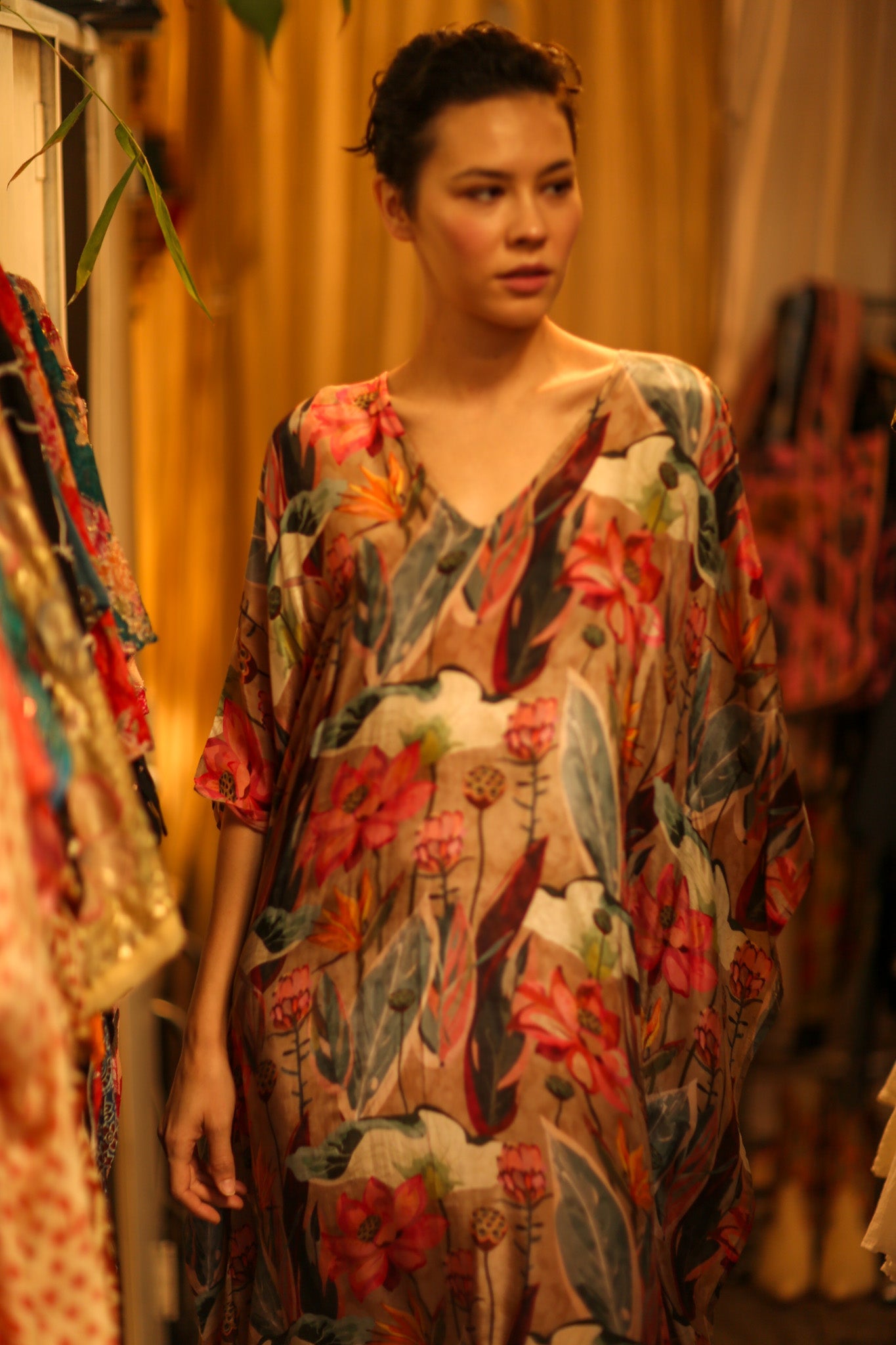 SILK KAFTAN NAMUD - BANGKOK TAILOR CLOTHING STORE - HANDMADE CLOTHING