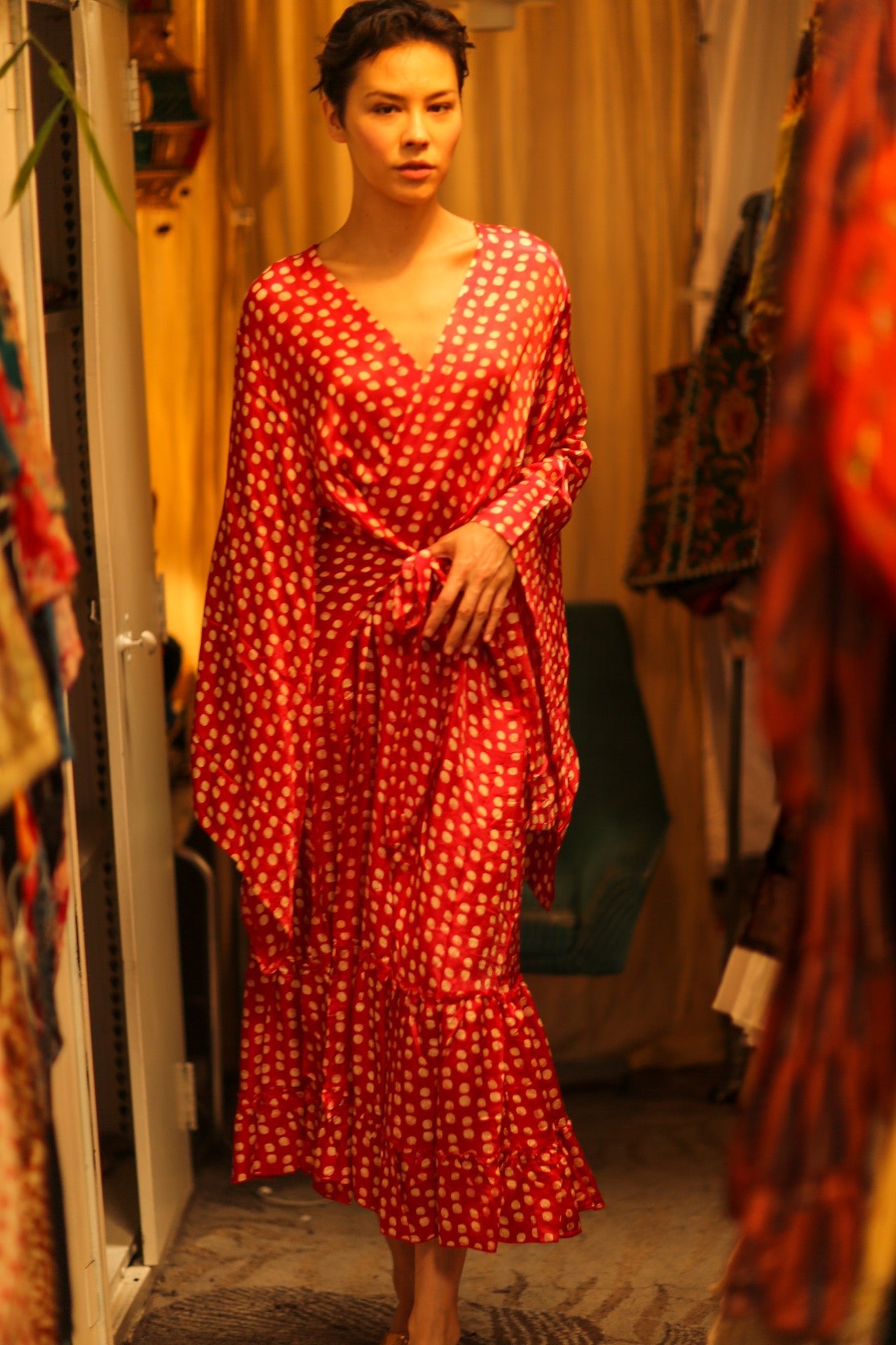 SILK RED XXL KIMONO NURI - BANGKOK TAILOR CLOTHING STORE - HANDMADE CLOTHING