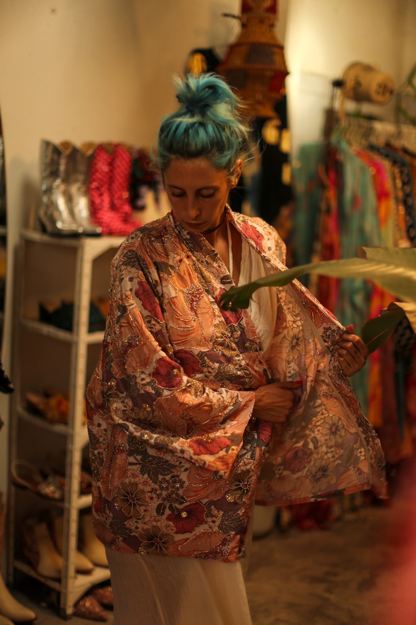 SILk SEQUIN EMBROIDERED KIMONO LUZI - BANGKOK TAILOR CLOTHING STORE - HANDMADE CLOTHING