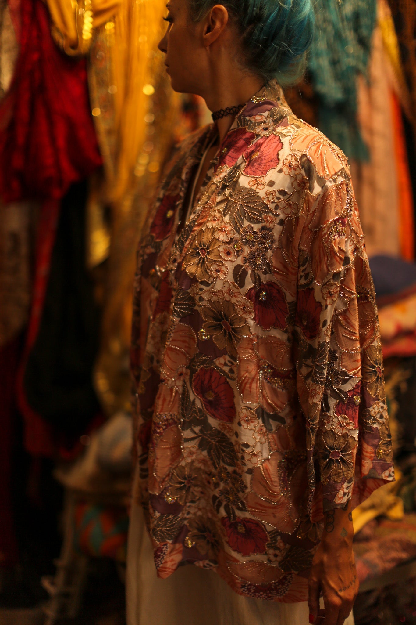 SILk SEQUIN EMBROIDERED KIMONO LUZI - BANGKOK TAILOR CLOTHING STORE - HANDMADE CLOTHING