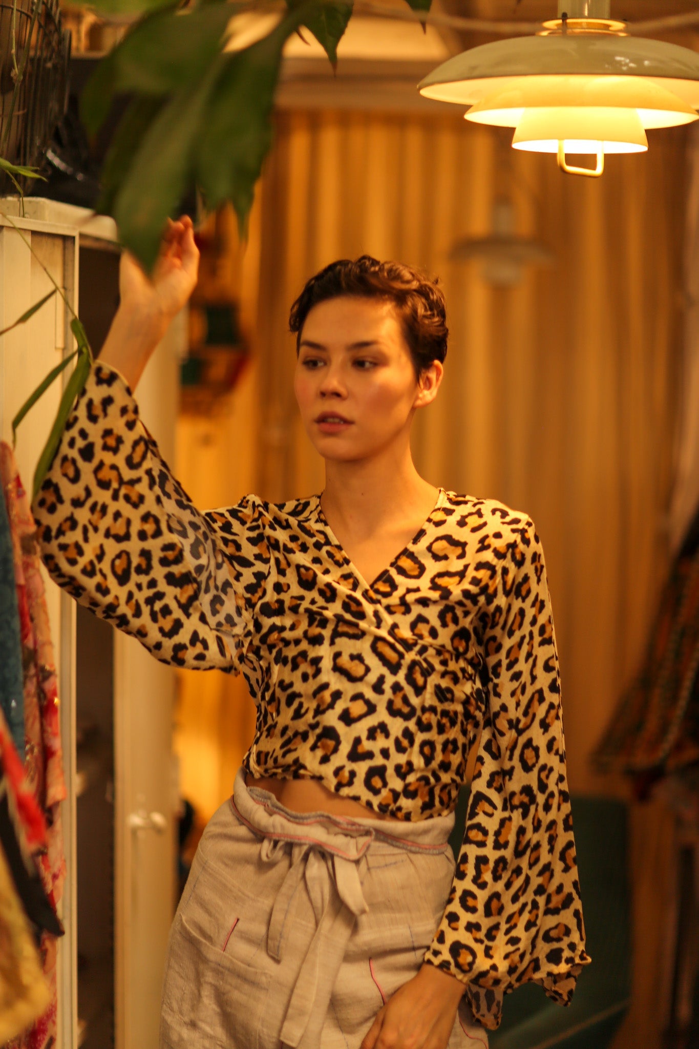 SILK WRAP TOP AVRELIA LIGHT LEOPARD - BANGKOK TAILOR CLOTHING STORE - HANDMADE CLOTHING
