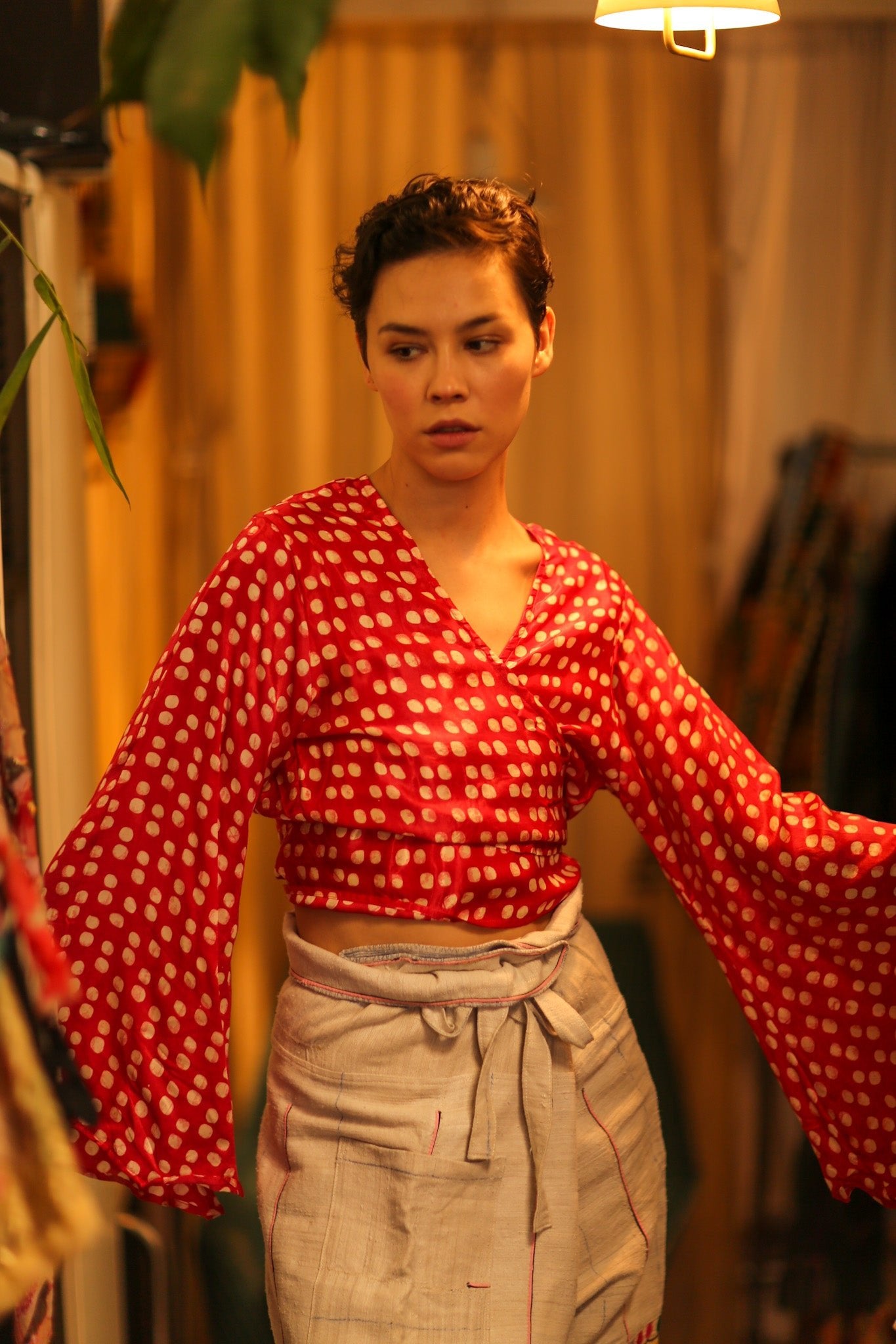 SILK WRAP TOP AVRELIA PINK AND WHITE - BANGKOK TAILOR CLOTHING STORE - HANDMADE CLOTHING